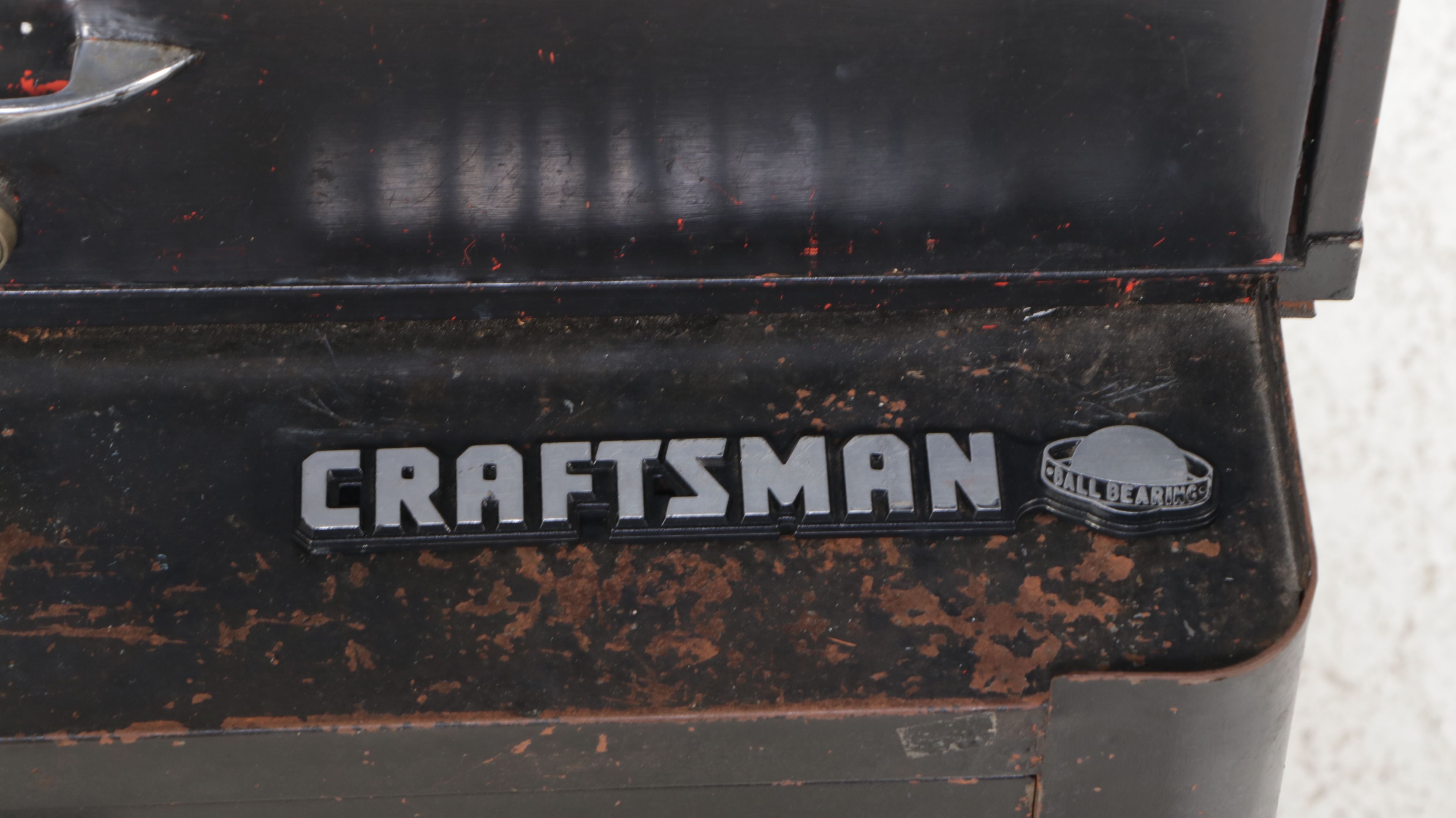 Craftsman Tool Chest with Snap-on Attached Chest and Tools