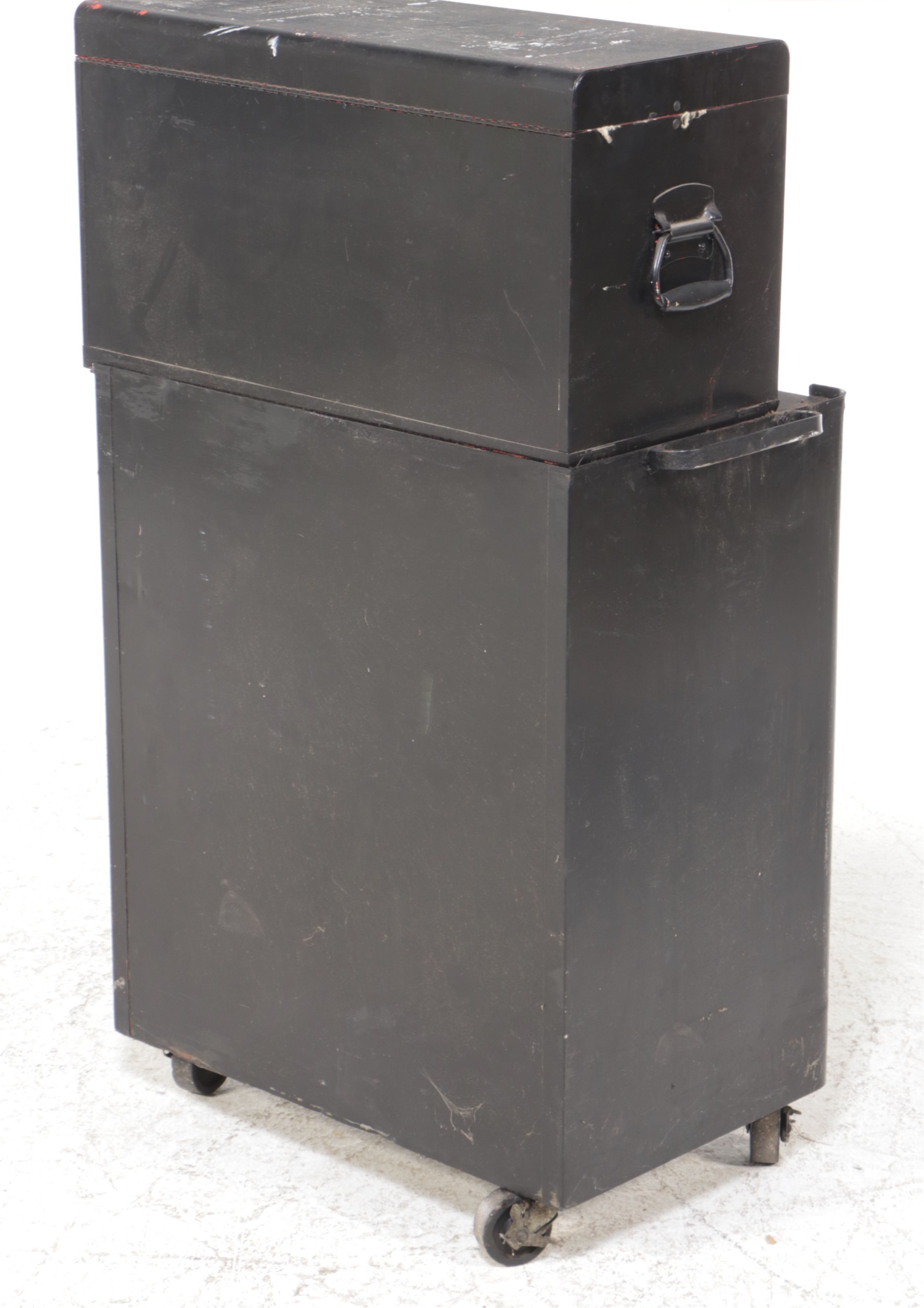 Craftsman Tool Chest with Snap-on Attached Chest and Tools