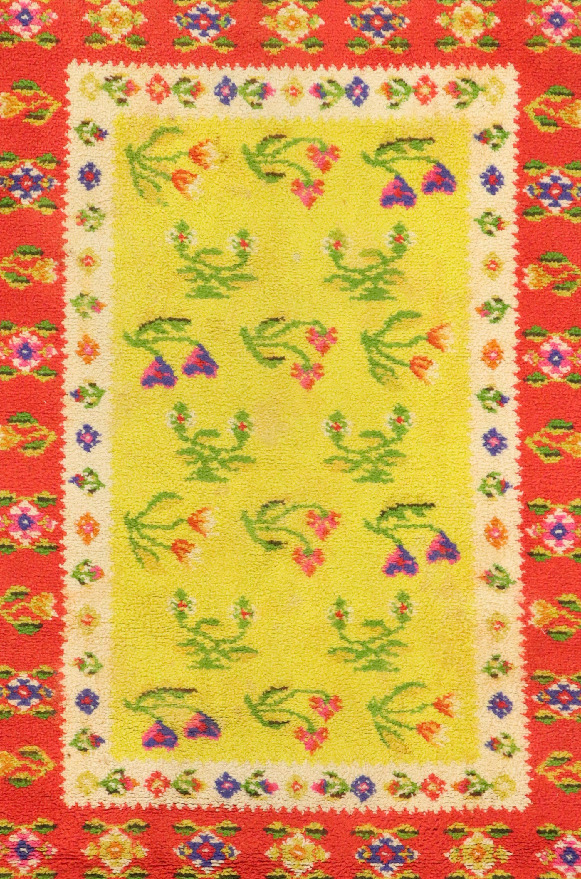 5'5 x 9'4 Hand-Knotted Bloomingdale's 100 "Bina" Area Rug