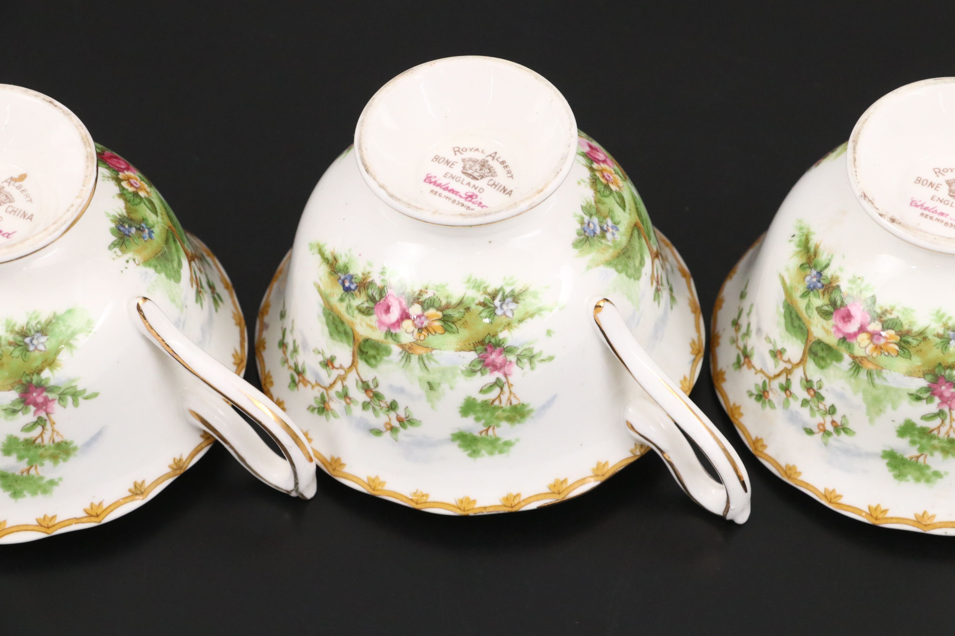 Royal Albert "Chelsea Bird" Bone China Tea Set with Dinner Plates, 1980–1981