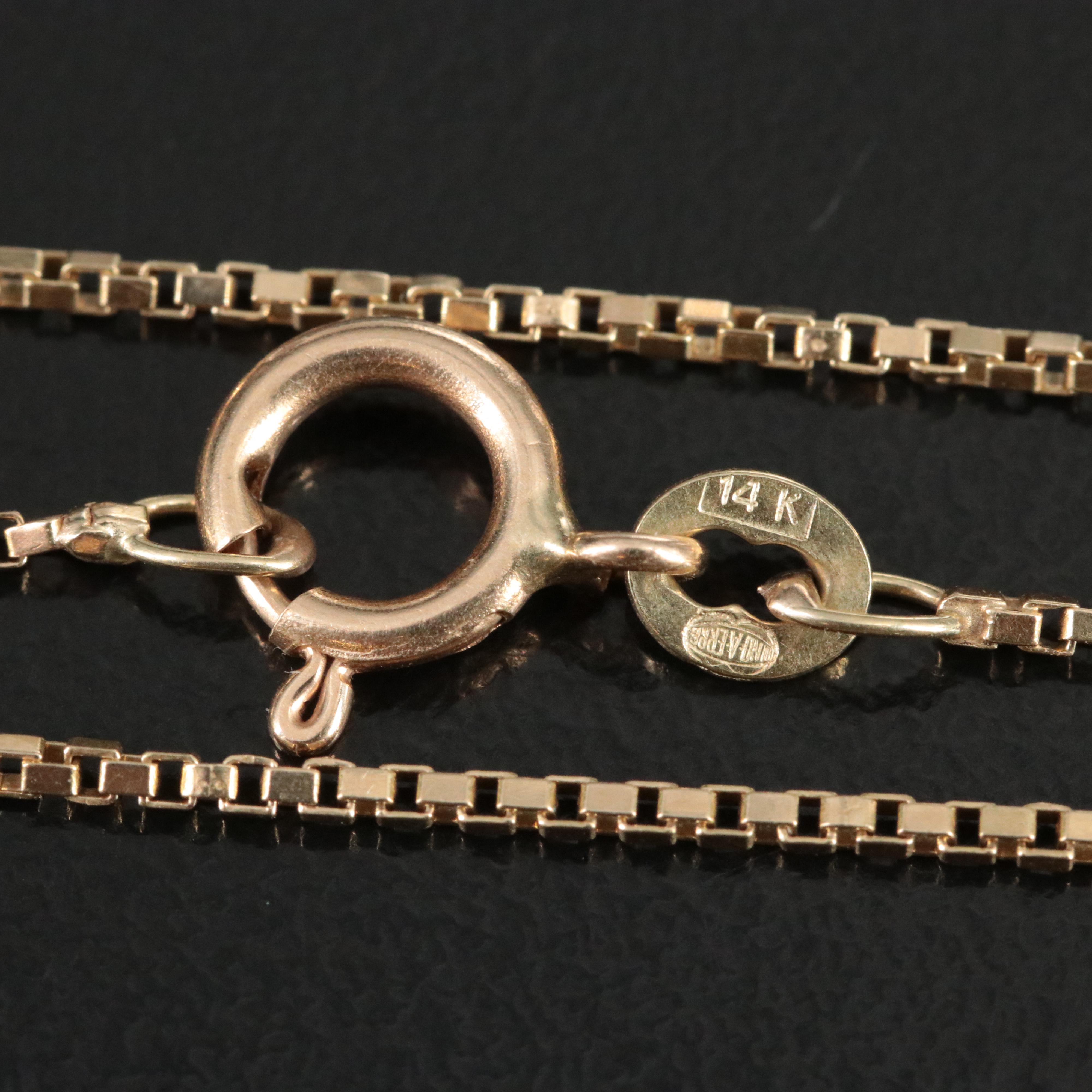 UnoAErre Italian 14K Box Chain Necklace