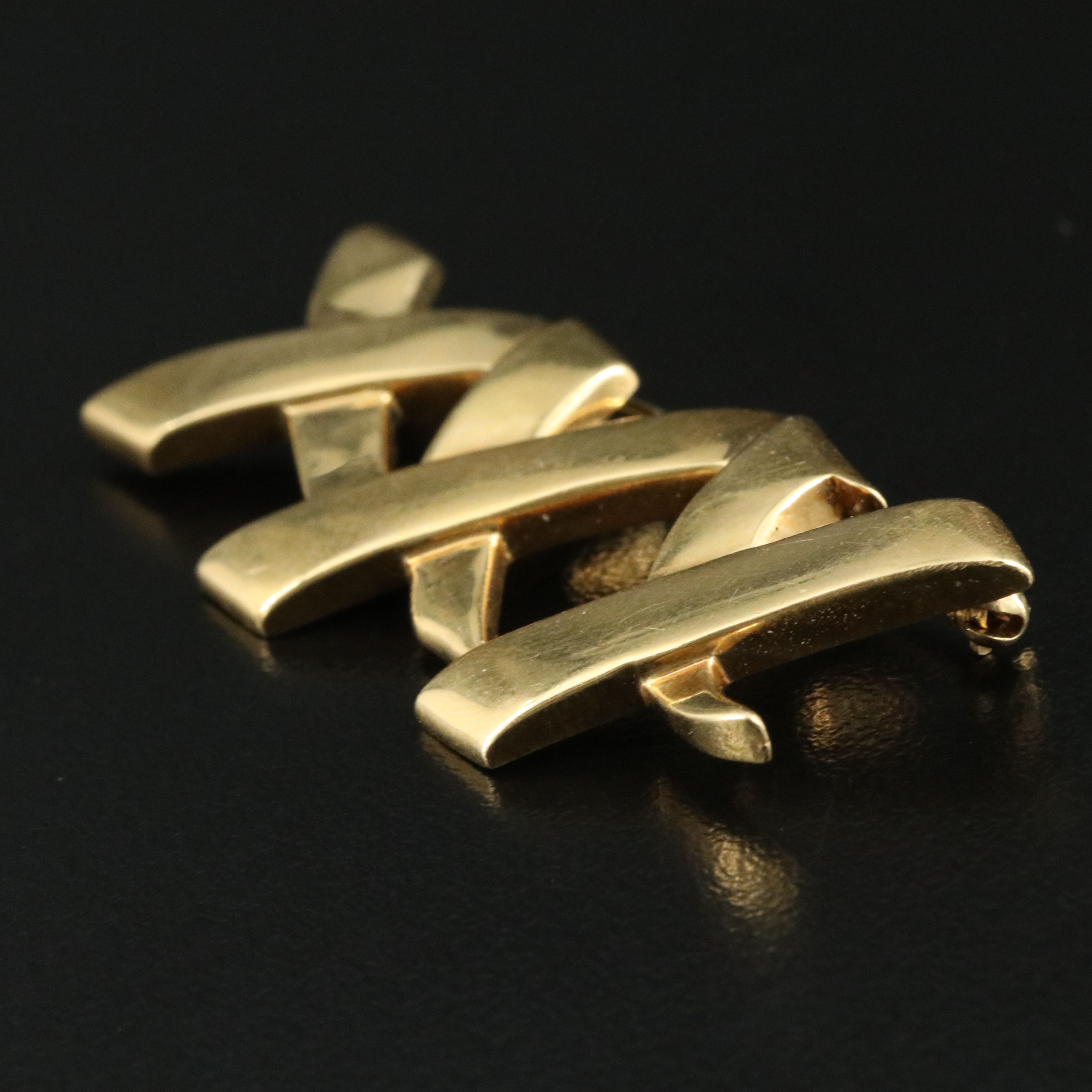 Paloma Picasso for Tiffany & Co. 18K Triple X Kisses Brooch