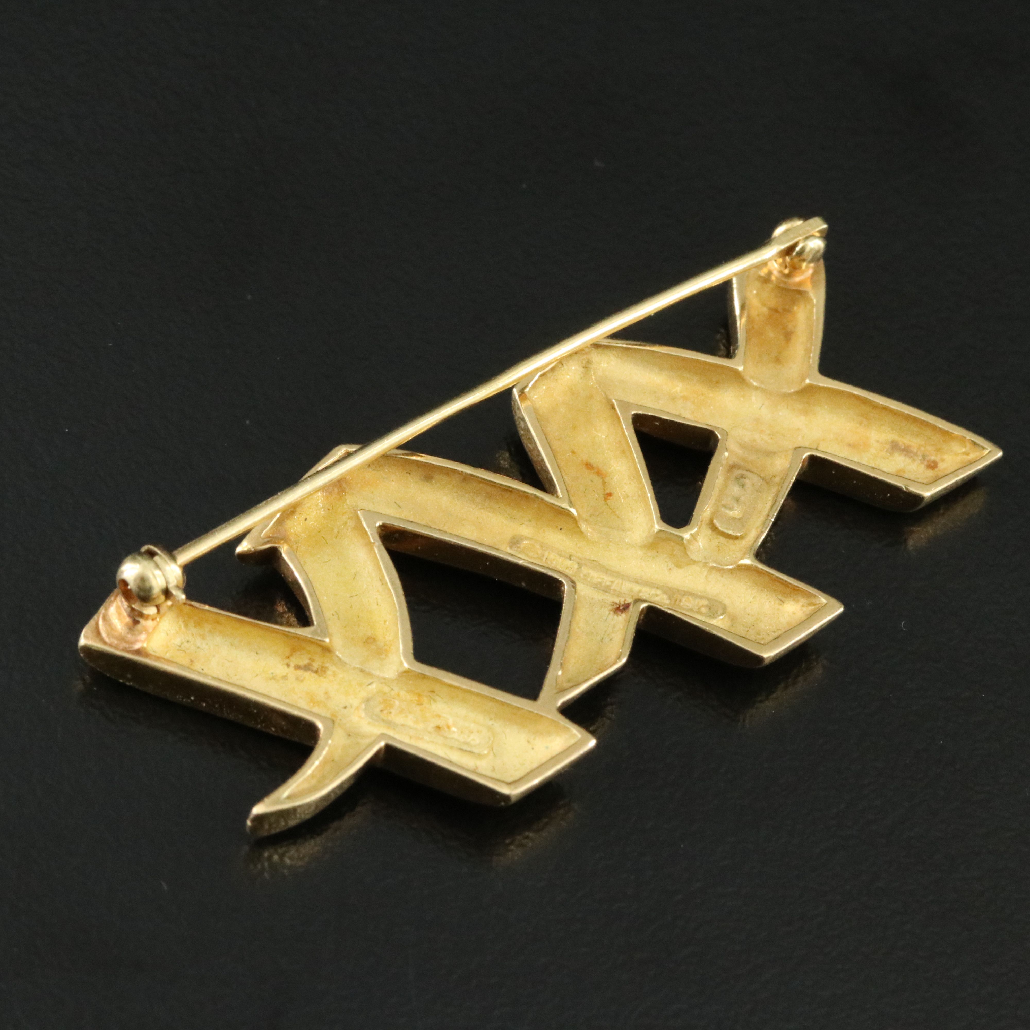 Paloma Picasso for Tiffany & Co. 18K Triple X Kisses Brooch