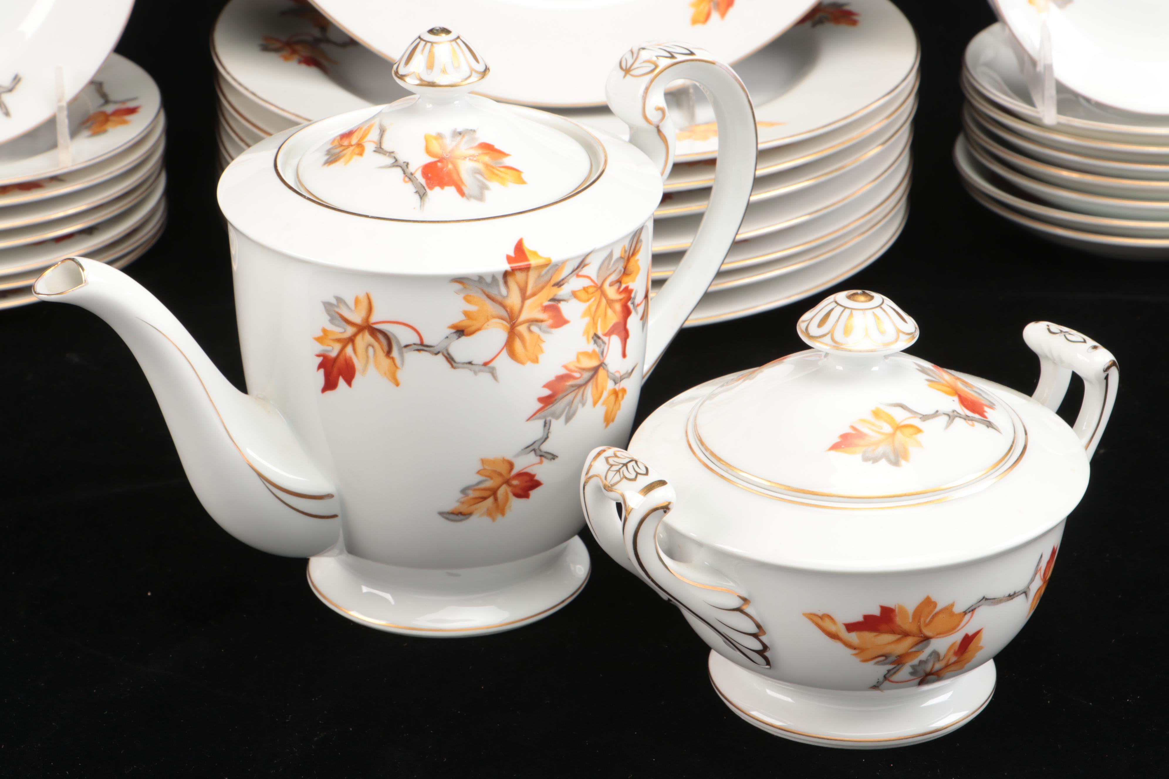 Japanese Craftsman "Golden Autumn" Porcelain Dinnerware, Mid-20th Century