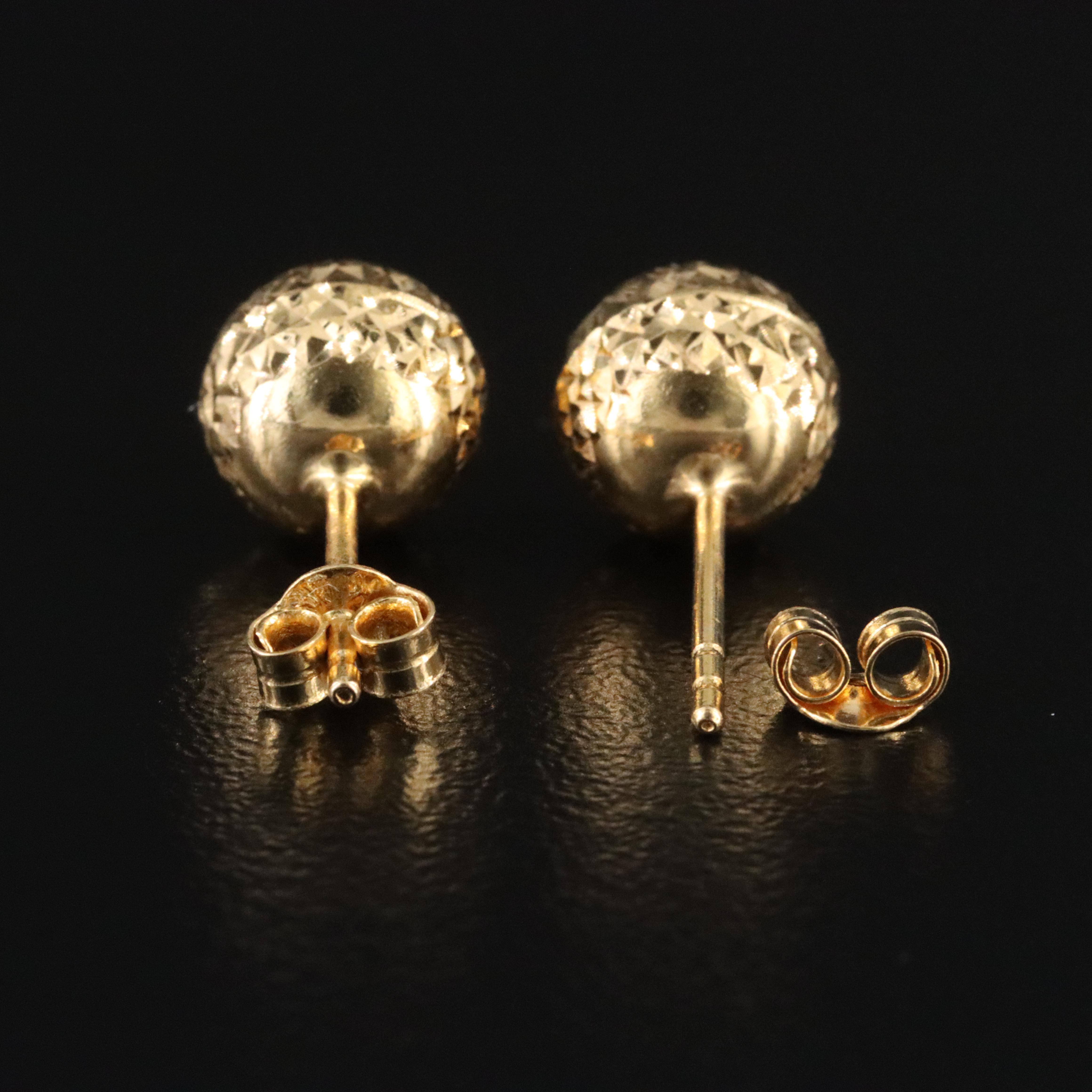 18K Diamond-Cut Style Stud Earrings