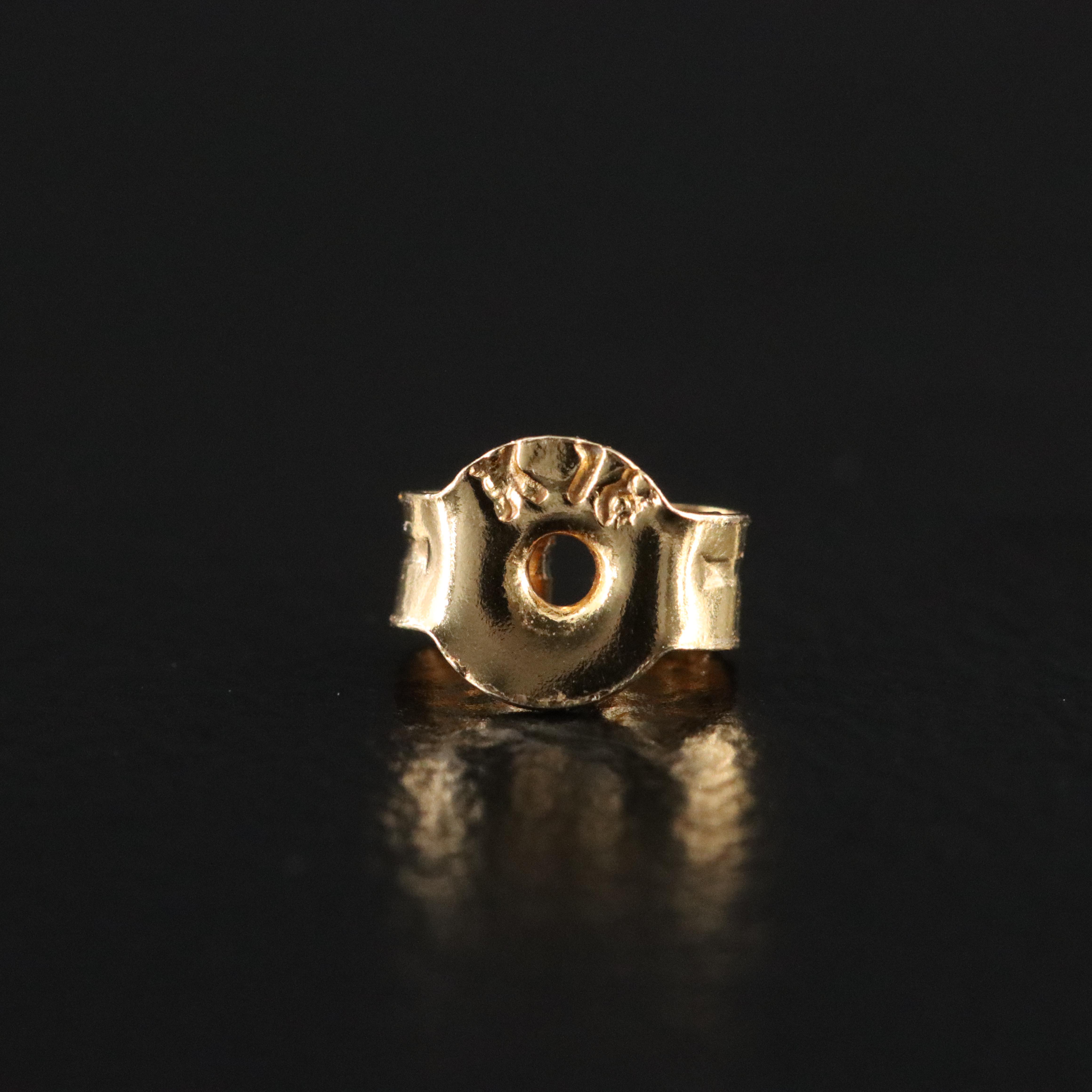 18K Diamond-Cut Style Stud Earrings