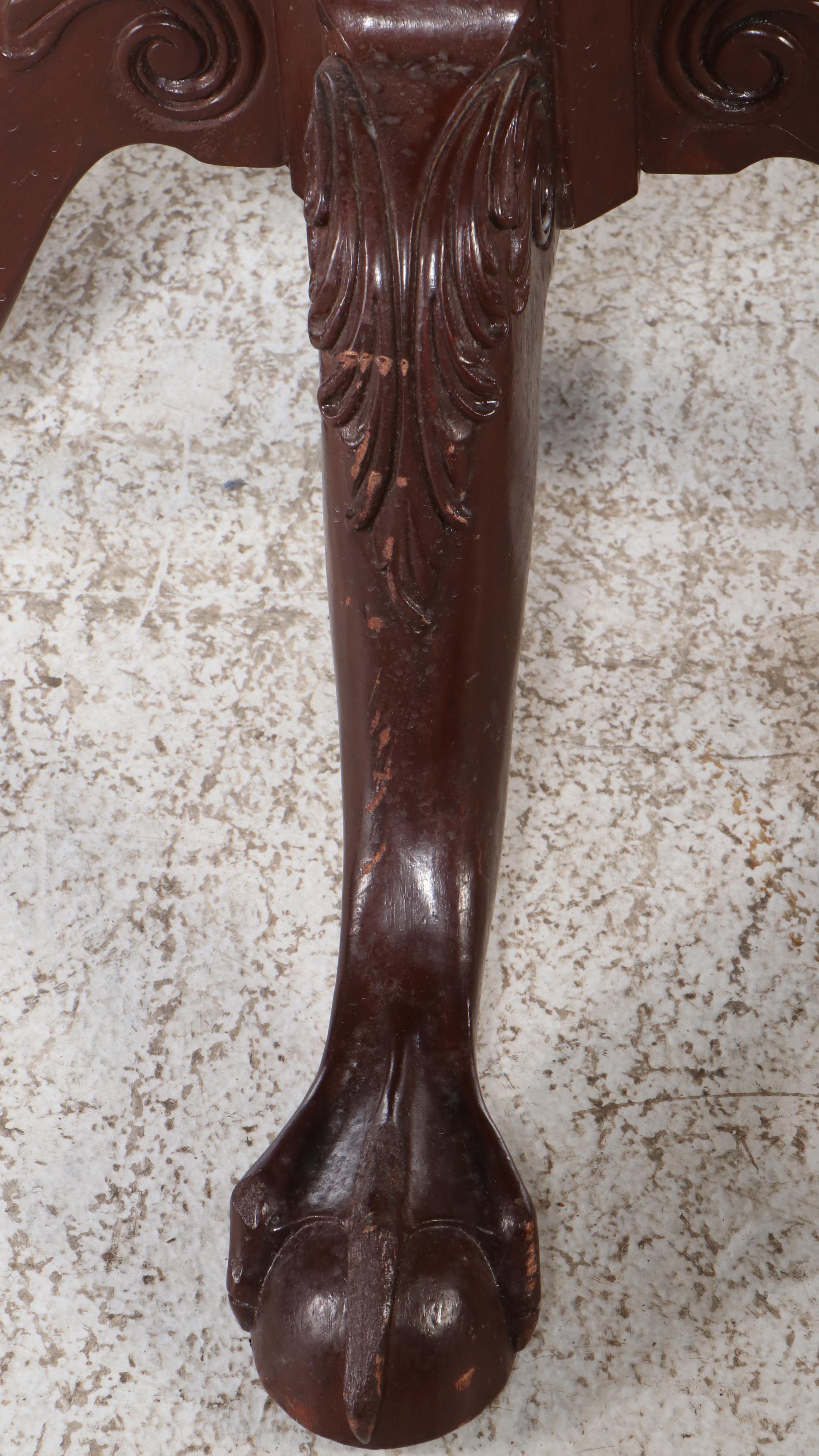 Chippendale Style Mahogany Piecrust Pedestal Table, 20th Century