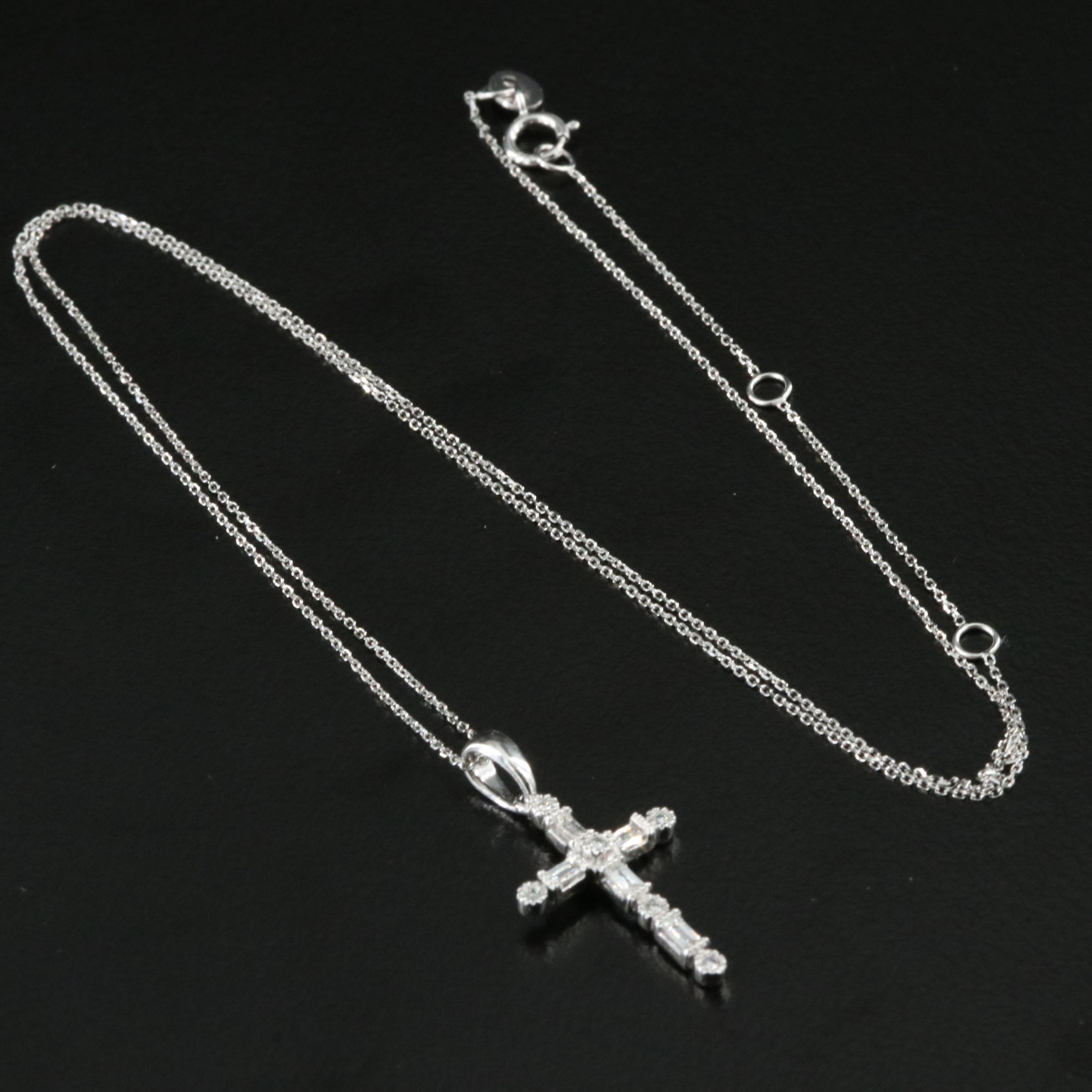14K 0.16 CTW Cross Pendant Necklace