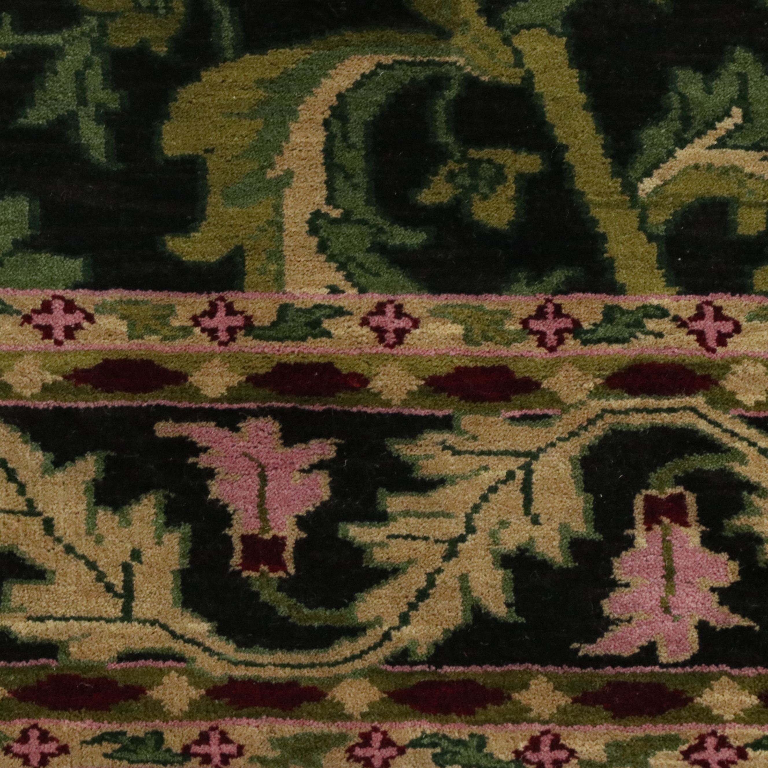 8'1 x 10'2 Hand-Knotted Indian Area Rug