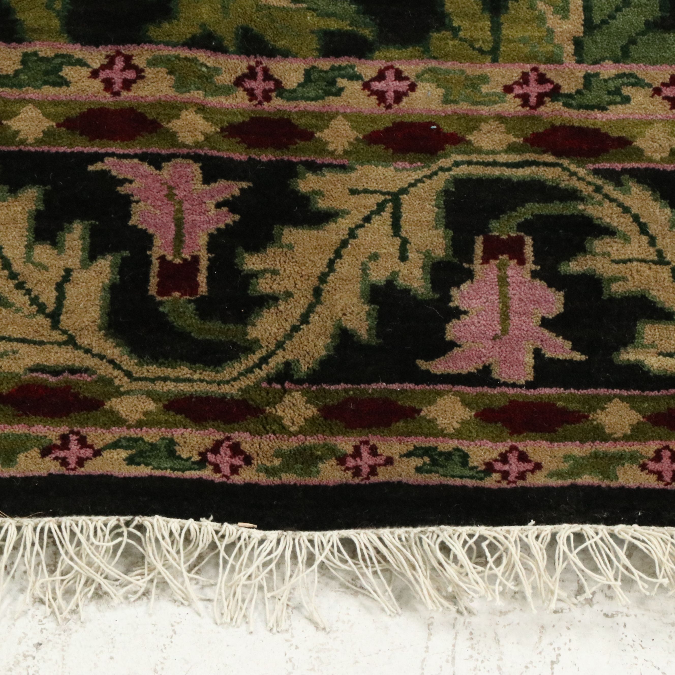 8'1 x 10'2 Hand-Knotted Indian Area Rug