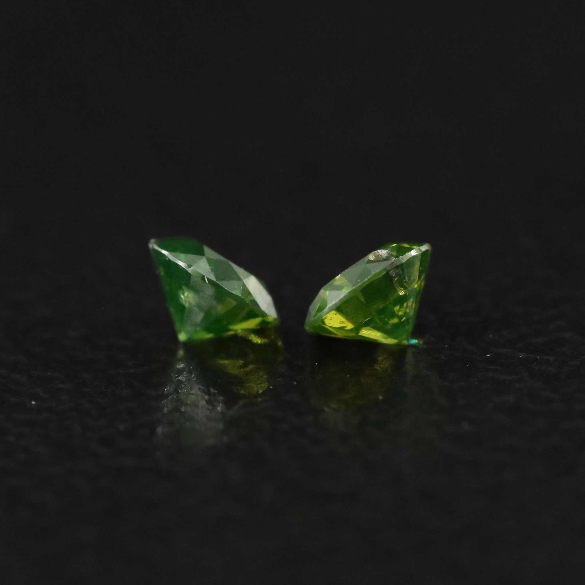 Loose 0.20 CTW Fancy Green Diamonds