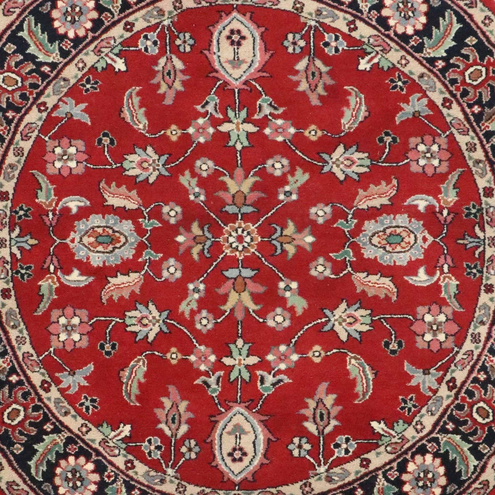 6'4 Round Hand-Knotted Indian Agra Area Rug