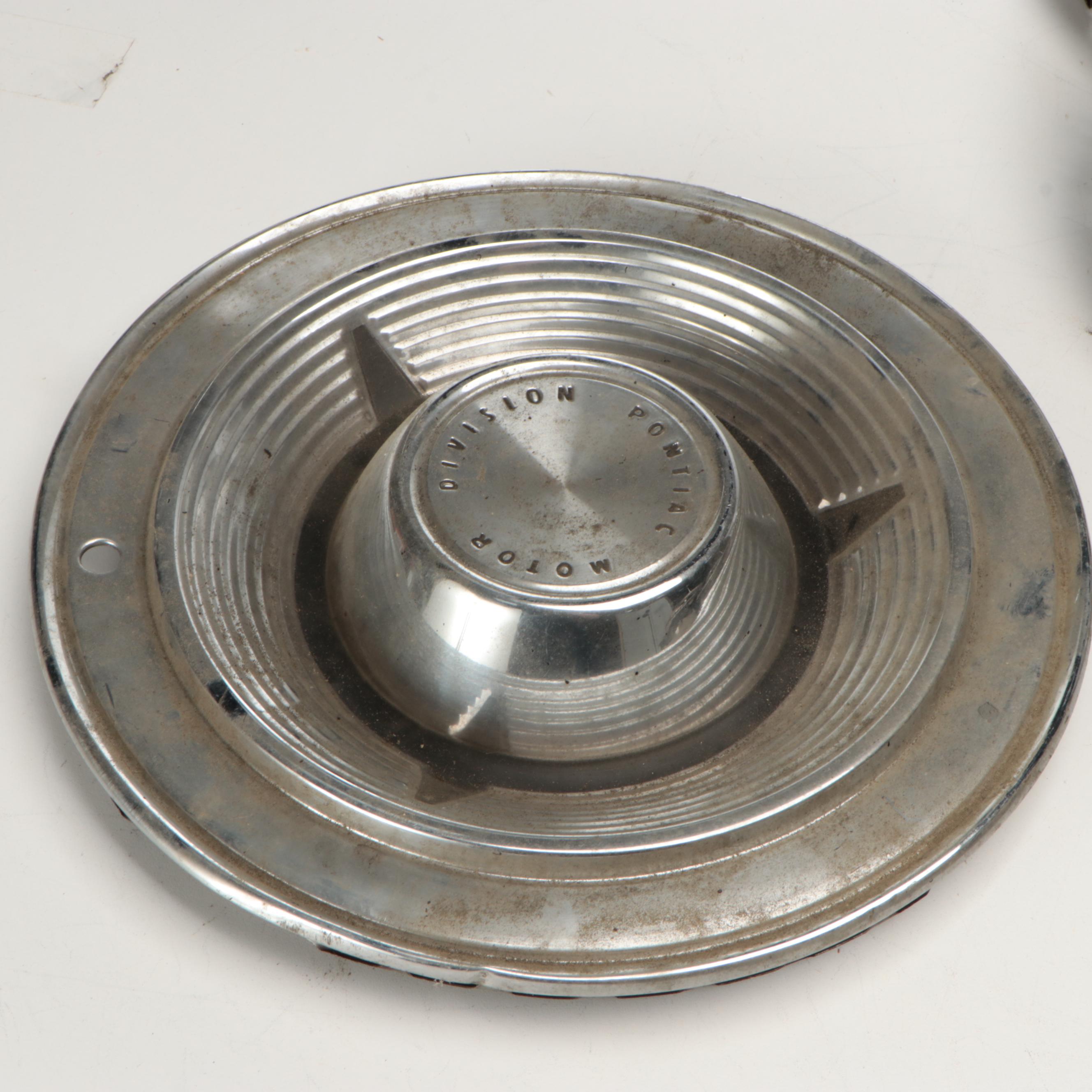 Ford, Chevrolet, Caprice, and More Metal Hubcaps