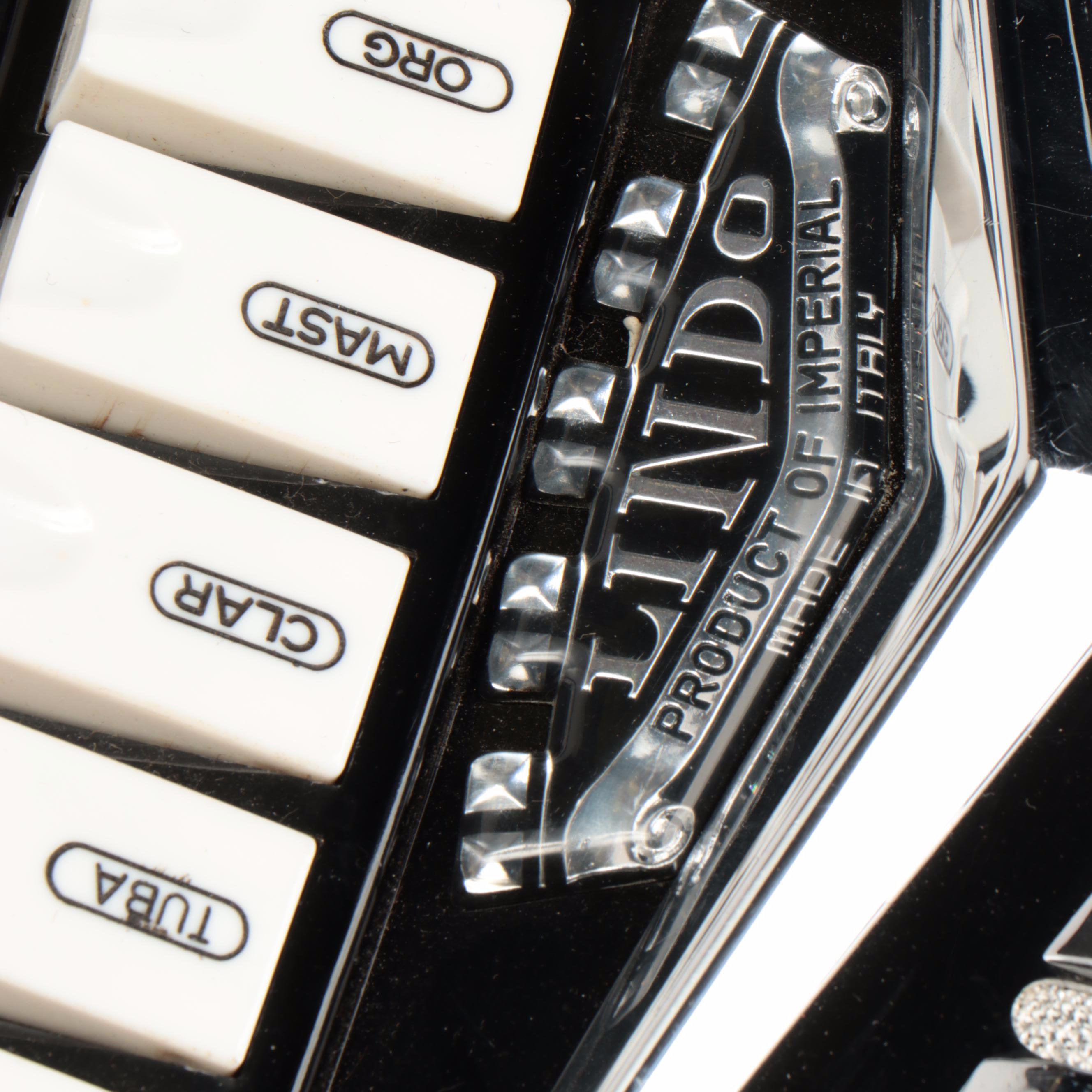 Lindo D95S Piano Accordion with Case