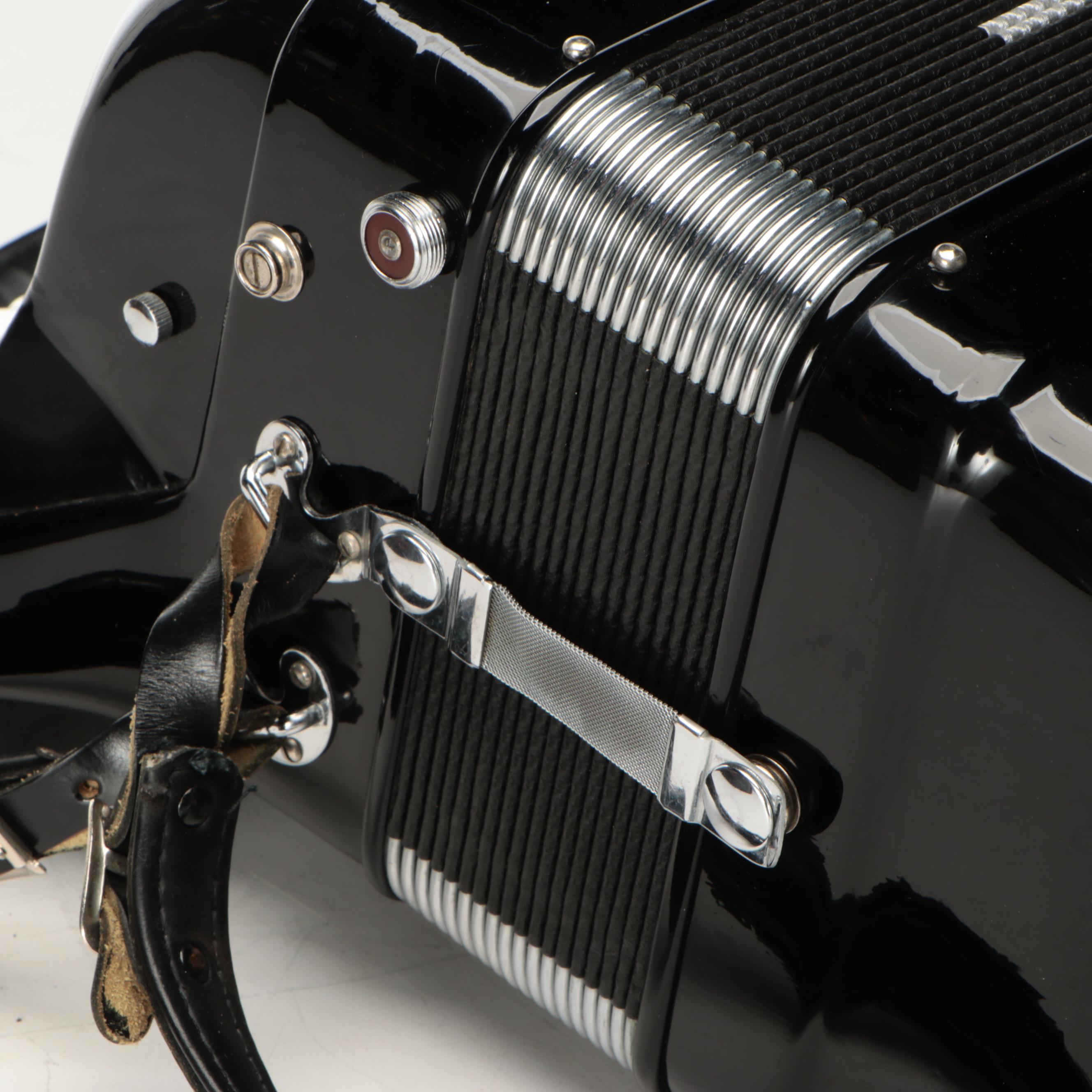 Lindo D95S Piano Accordion with Case