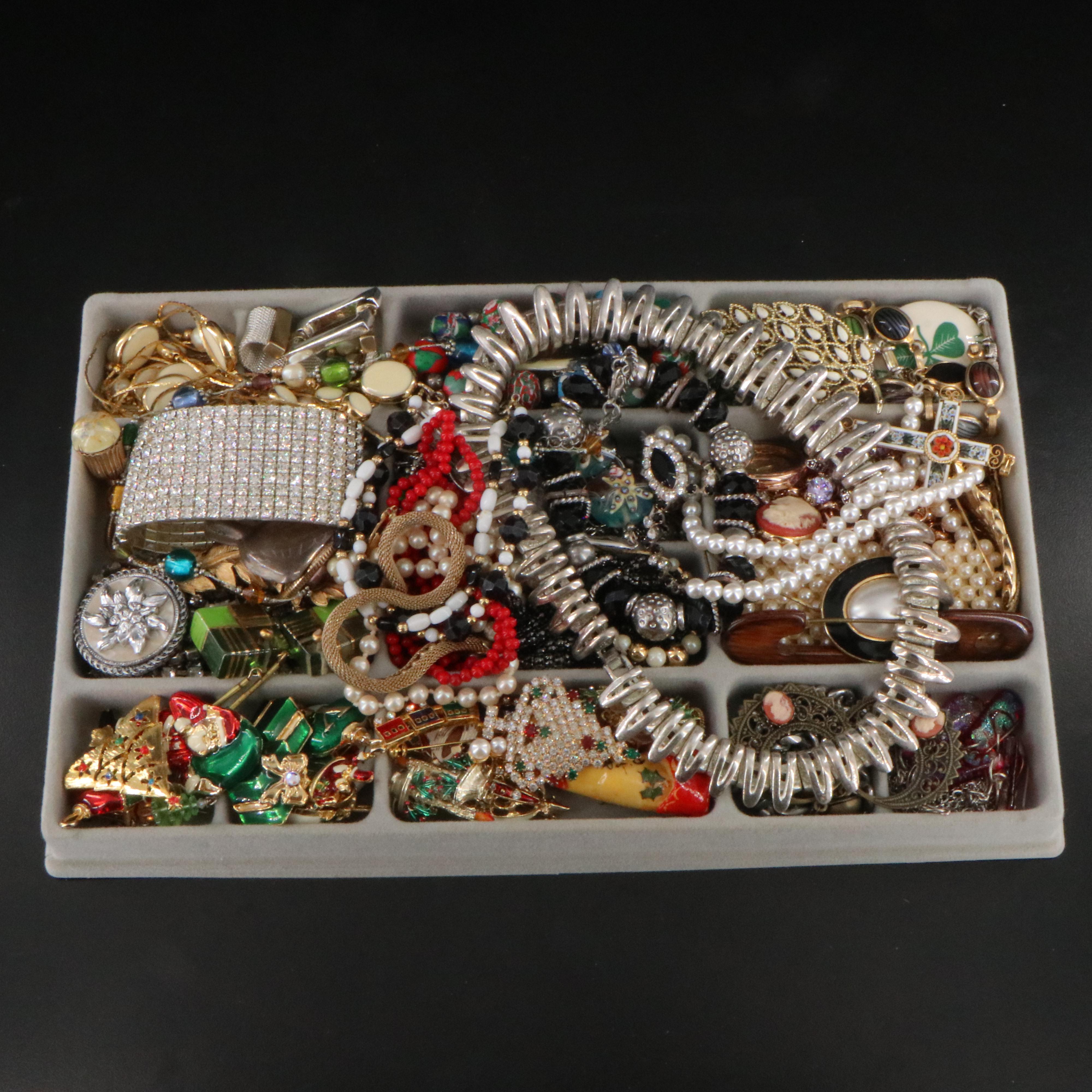 Uncommon Discoveries: Jewelry Collection