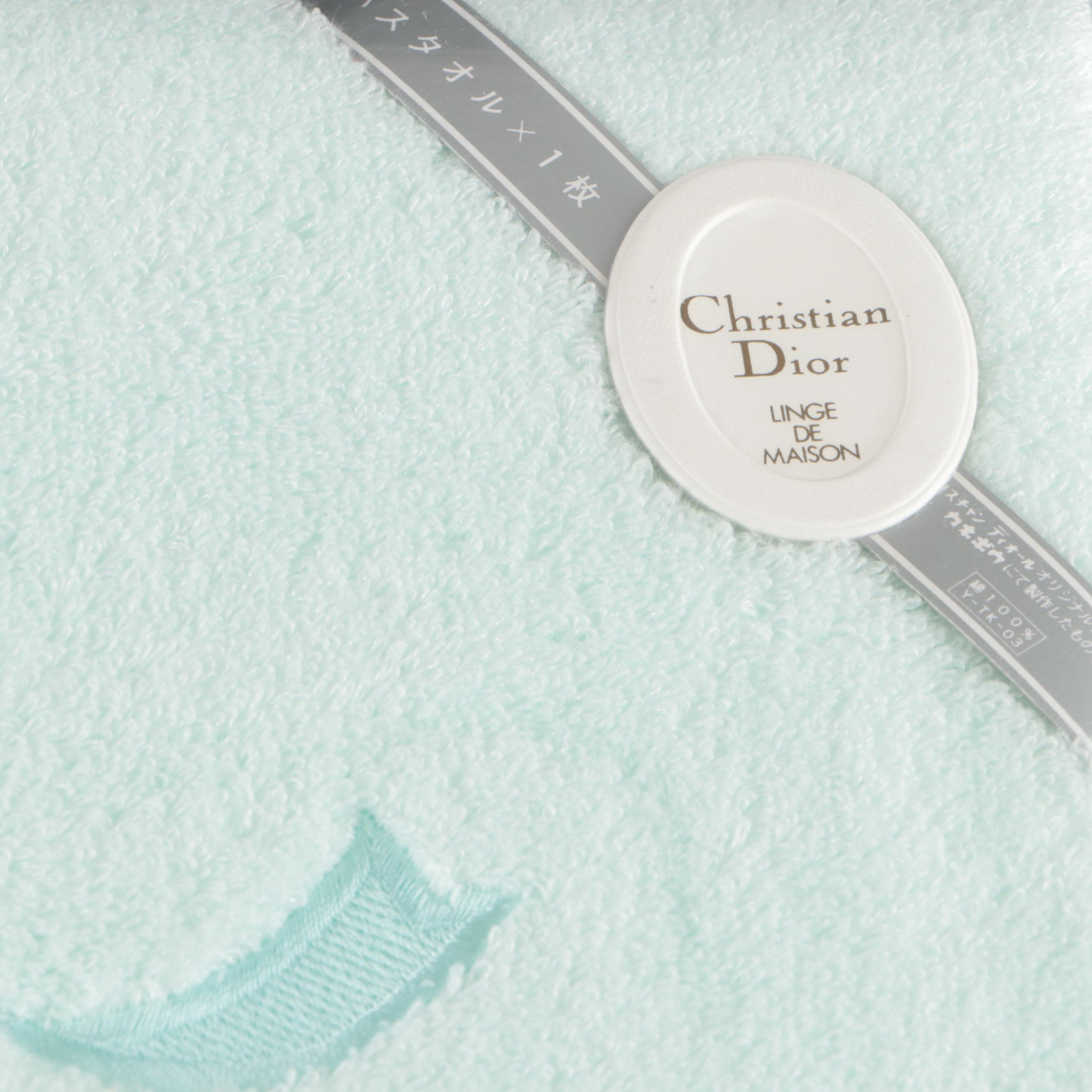 Christian Dior Linge de Maison Aqua Blue Bow Embroidered Bath Towel in Box