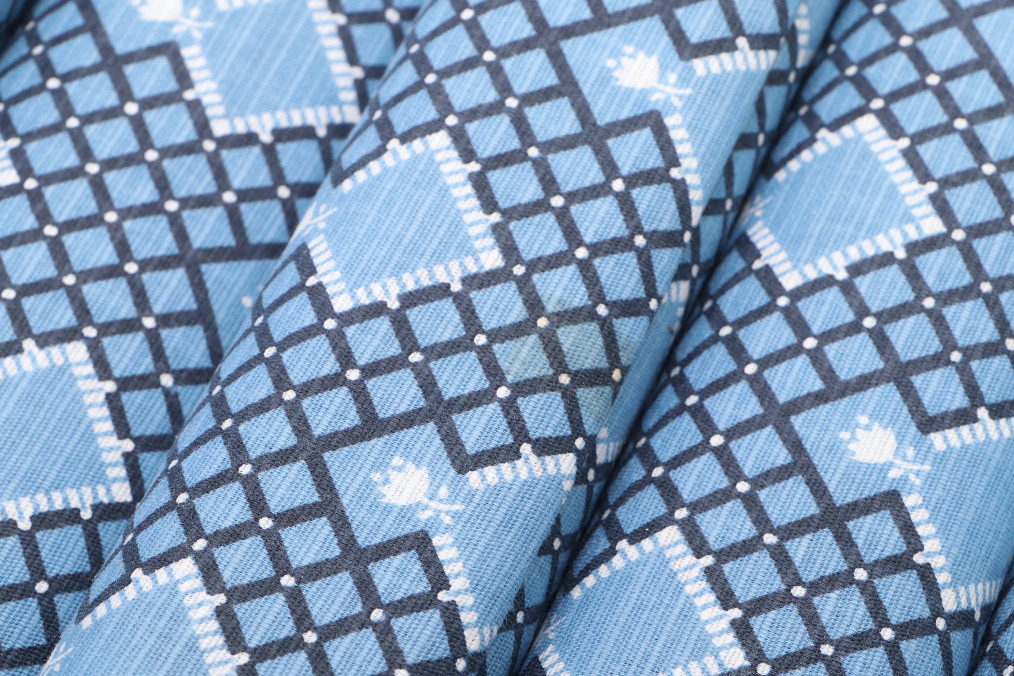 Set of Square Pillowcases in Blue Printed Cotton Blend, With Box