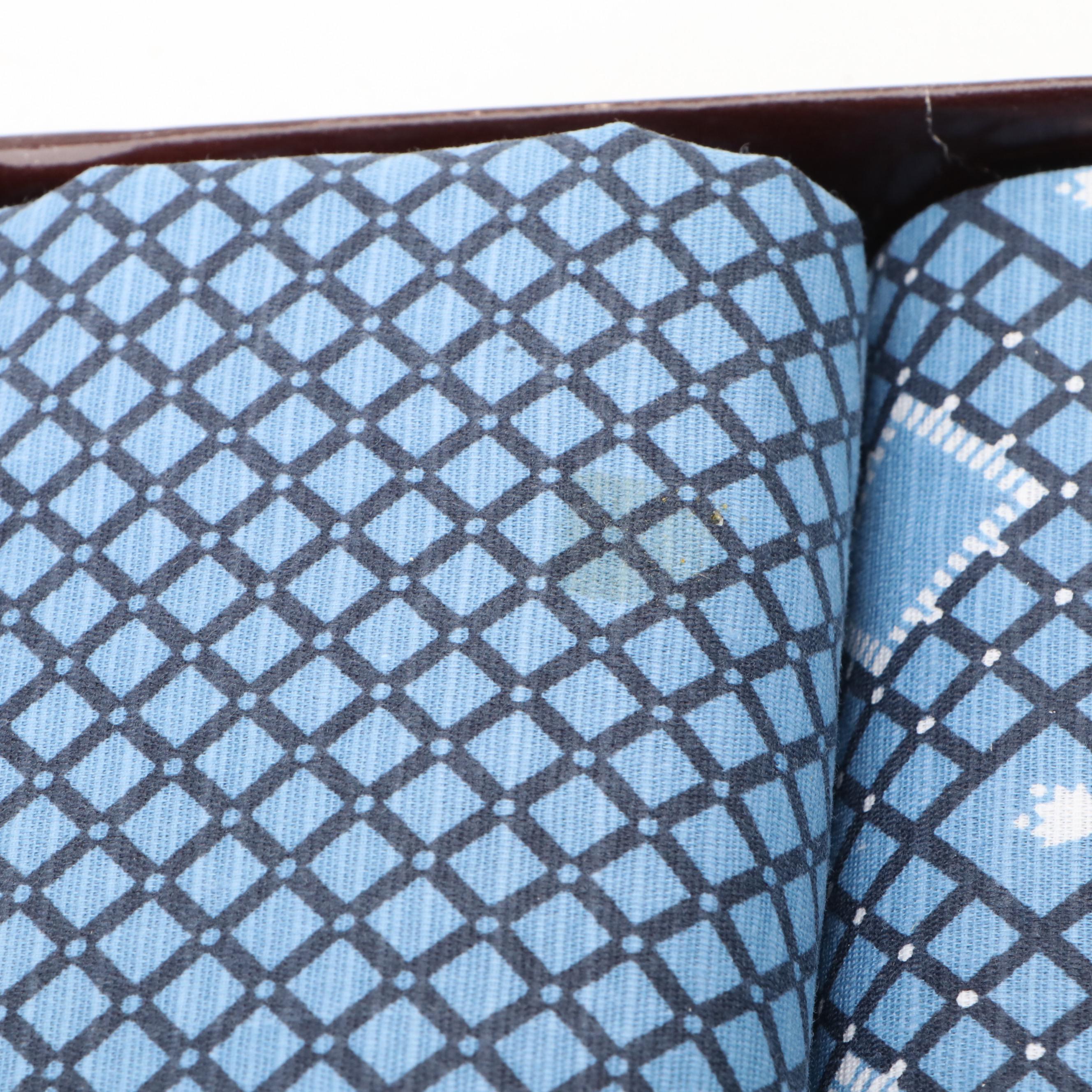 Set of Square Pillowcases in Blue Printed Cotton Blend, With Box