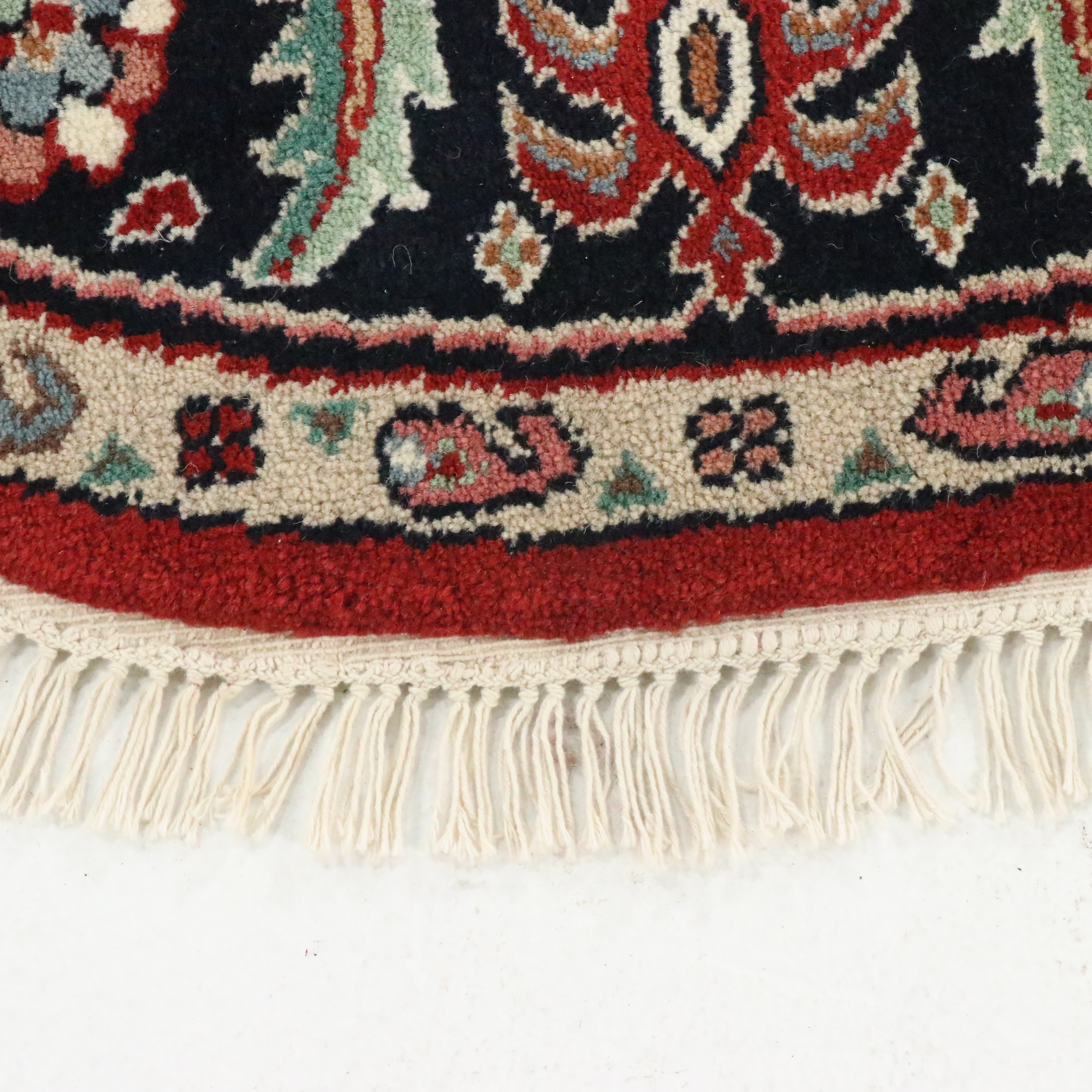 6'4 Round Hand-Knotted Indian Agra Area Rug