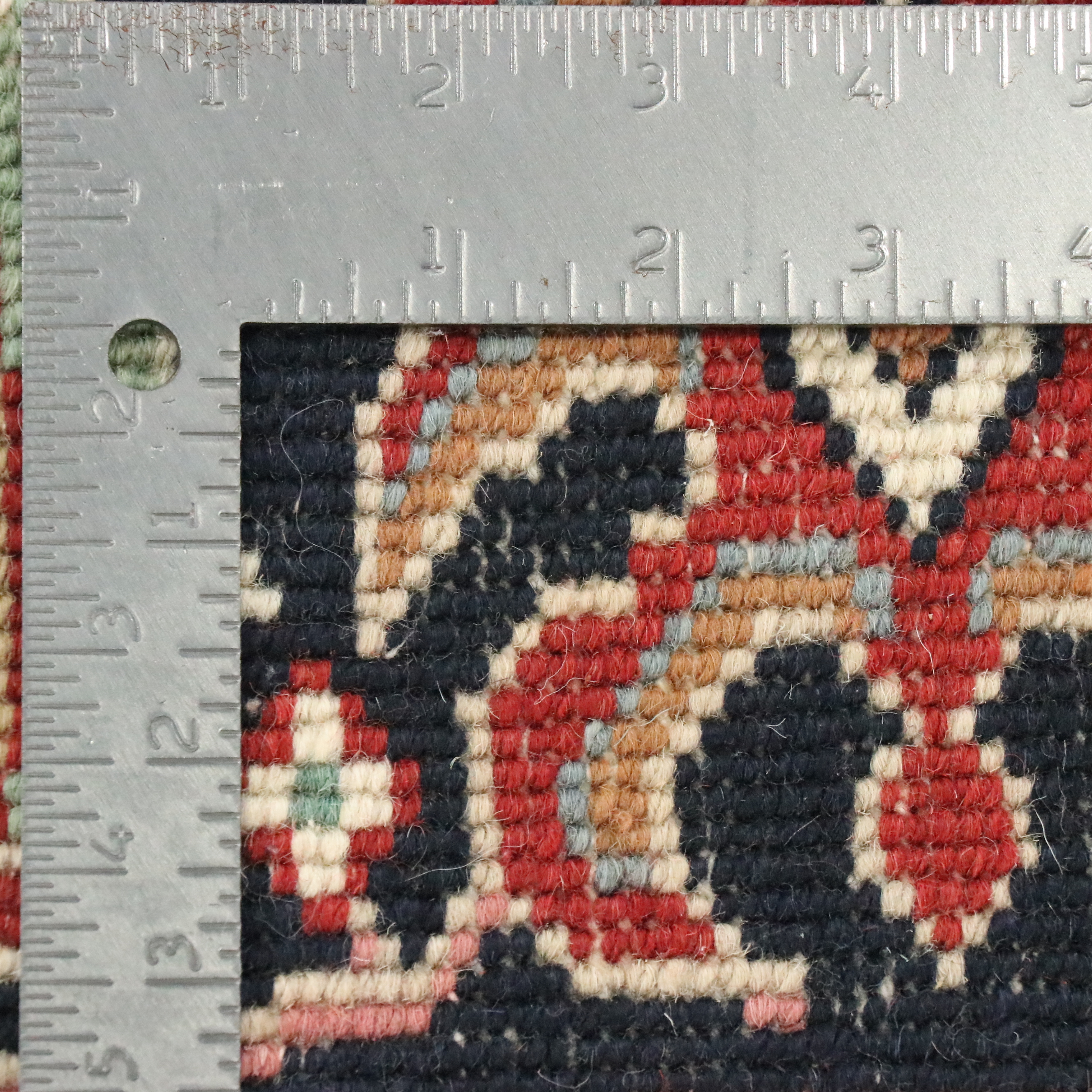 6'4 Round Hand-Knotted Indian Agra Area Rug