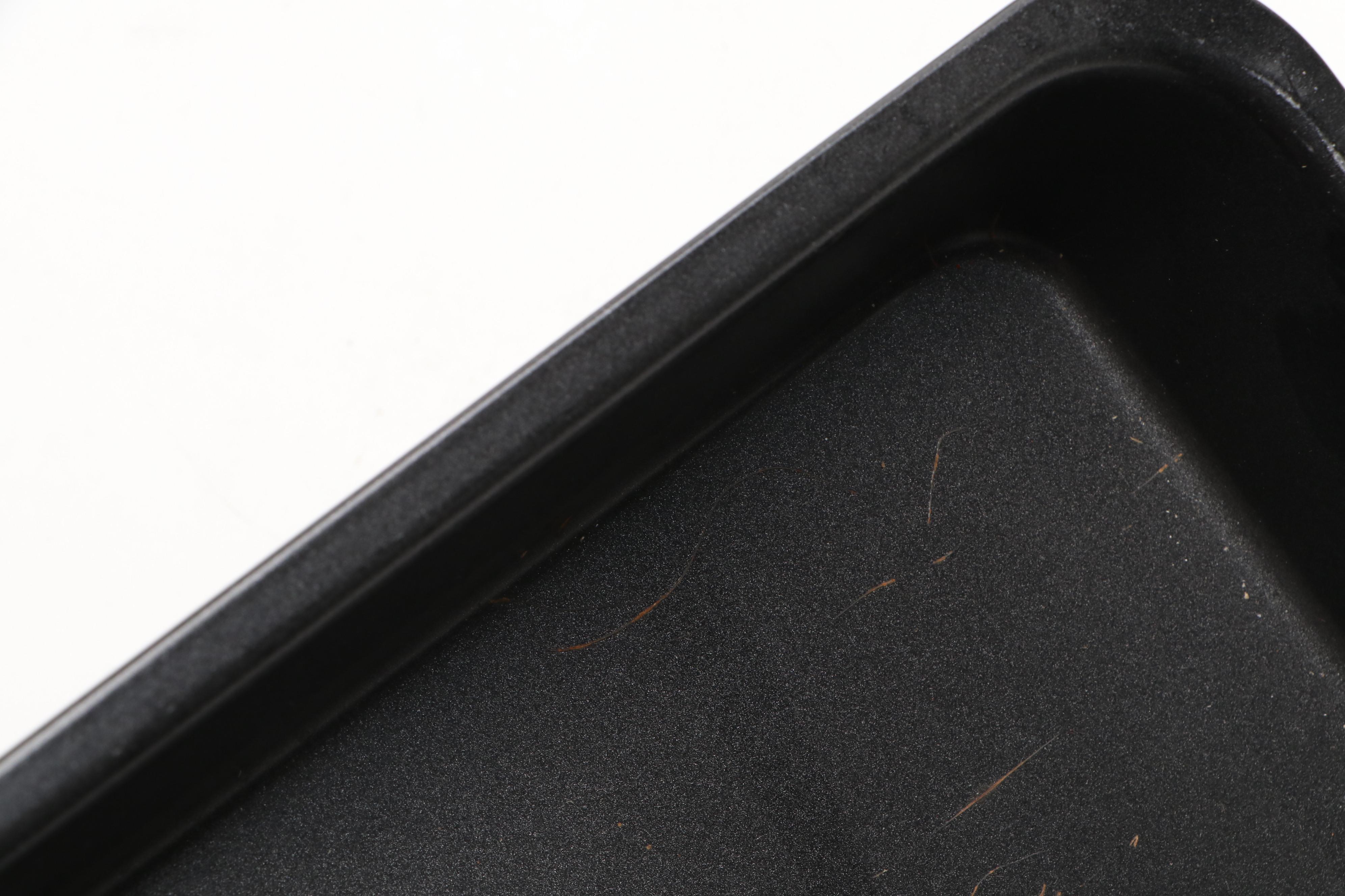 Wilton Baking and Loaf Pans with Other Metal Bakeware