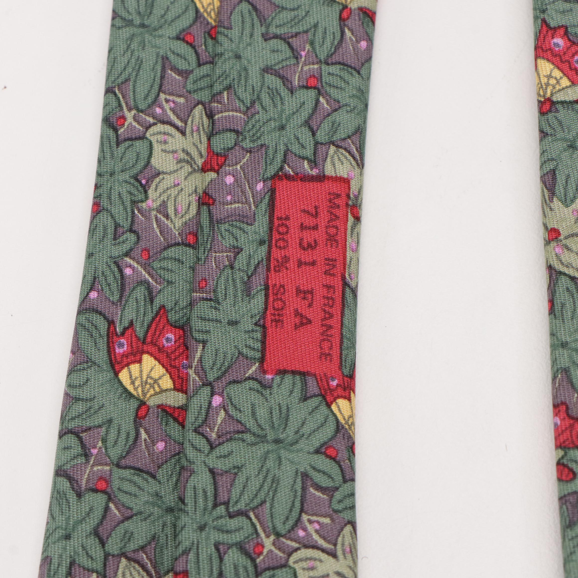 Hermès Butterfly and Flower Necktie in Silk Twill
