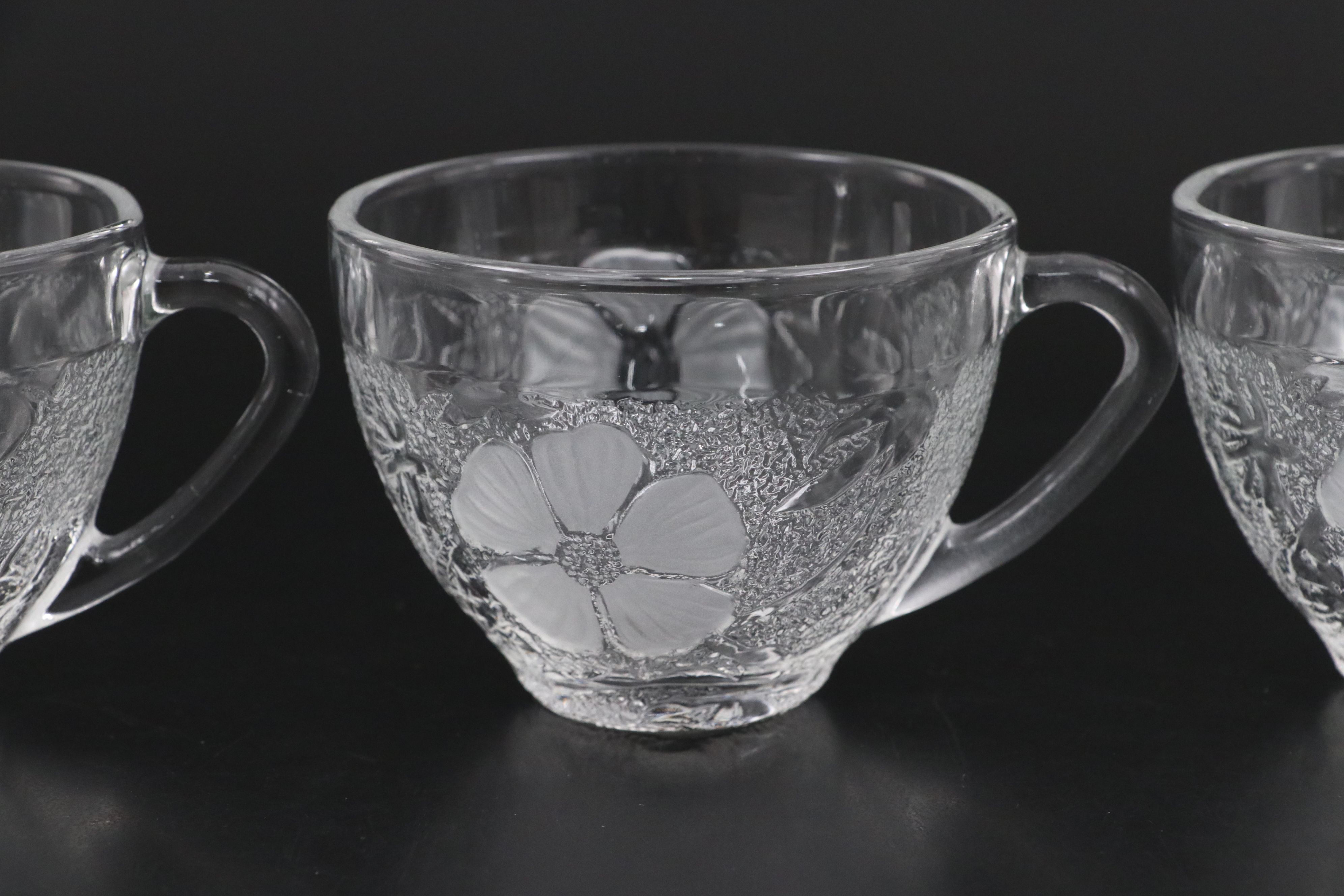 Kig Frosted Hibiscus Flower Pattern Glass Dinnerware