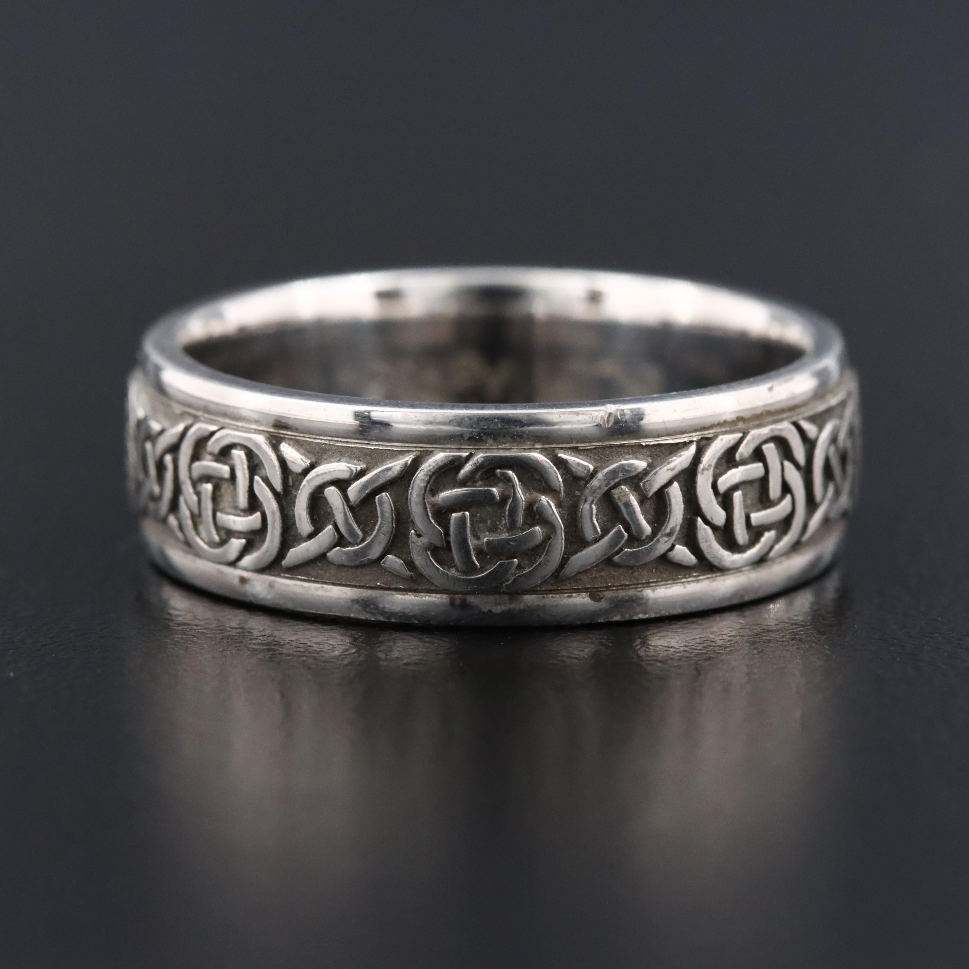935 Silver Celtic Knot Band