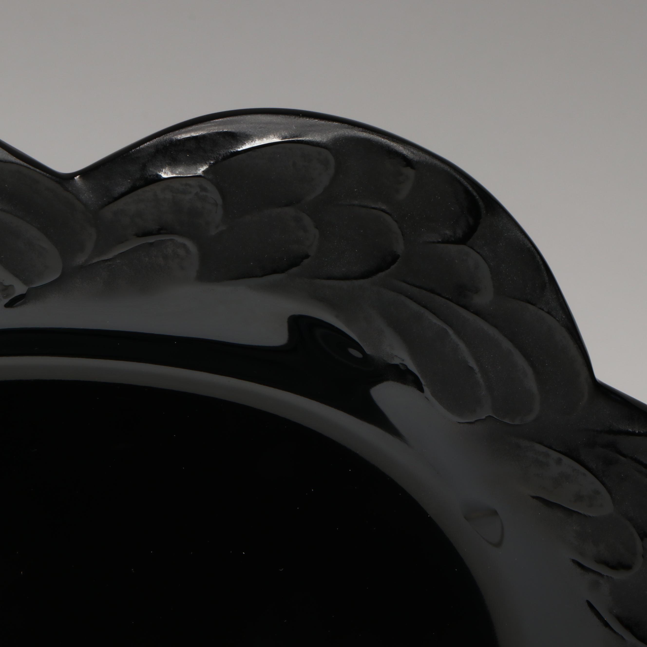 Lalique "Laure" Noire Crystal Coupe Tray, Late 20th Century