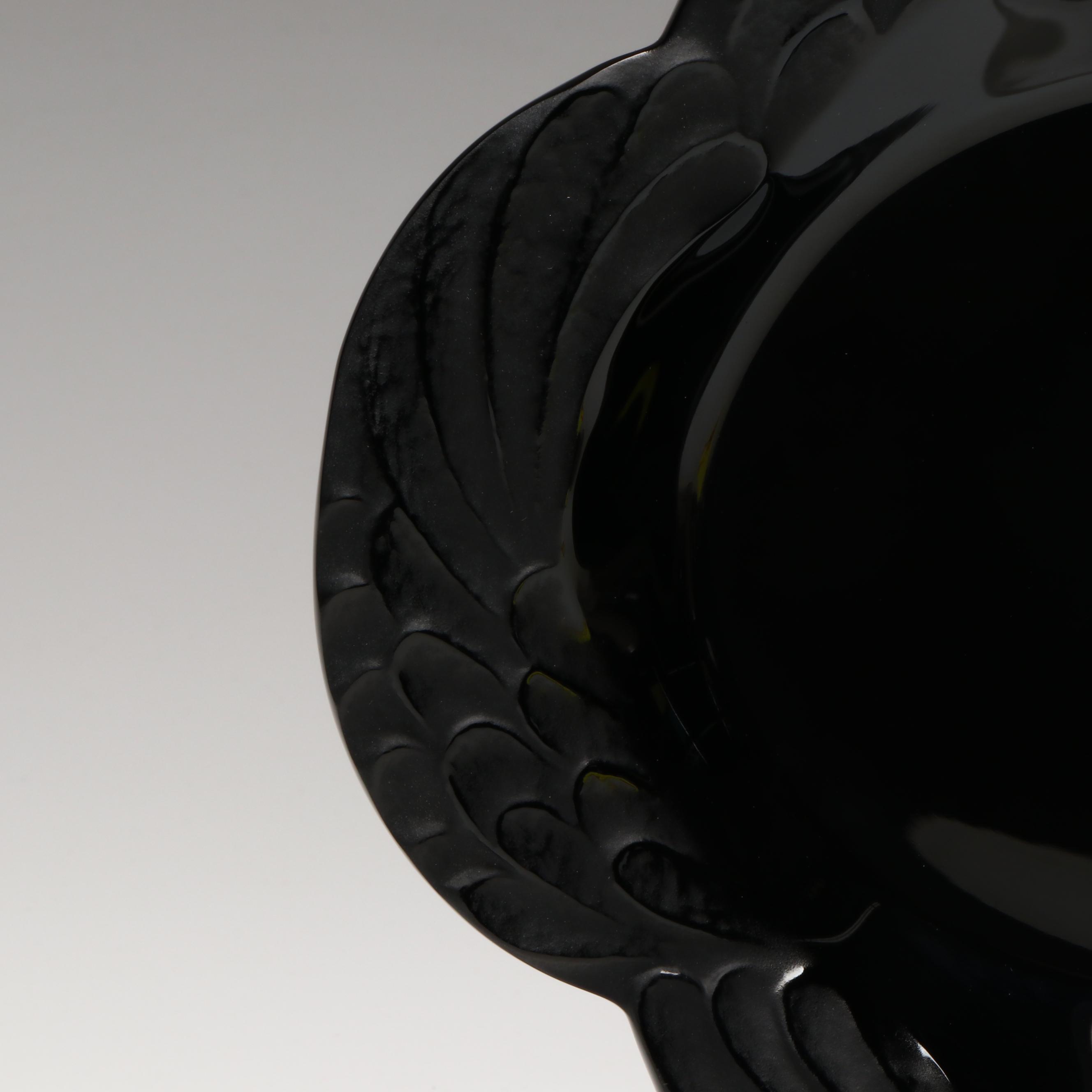 Lalique "Laure" Noire Crystal Coupe Tray, Late 20th Century