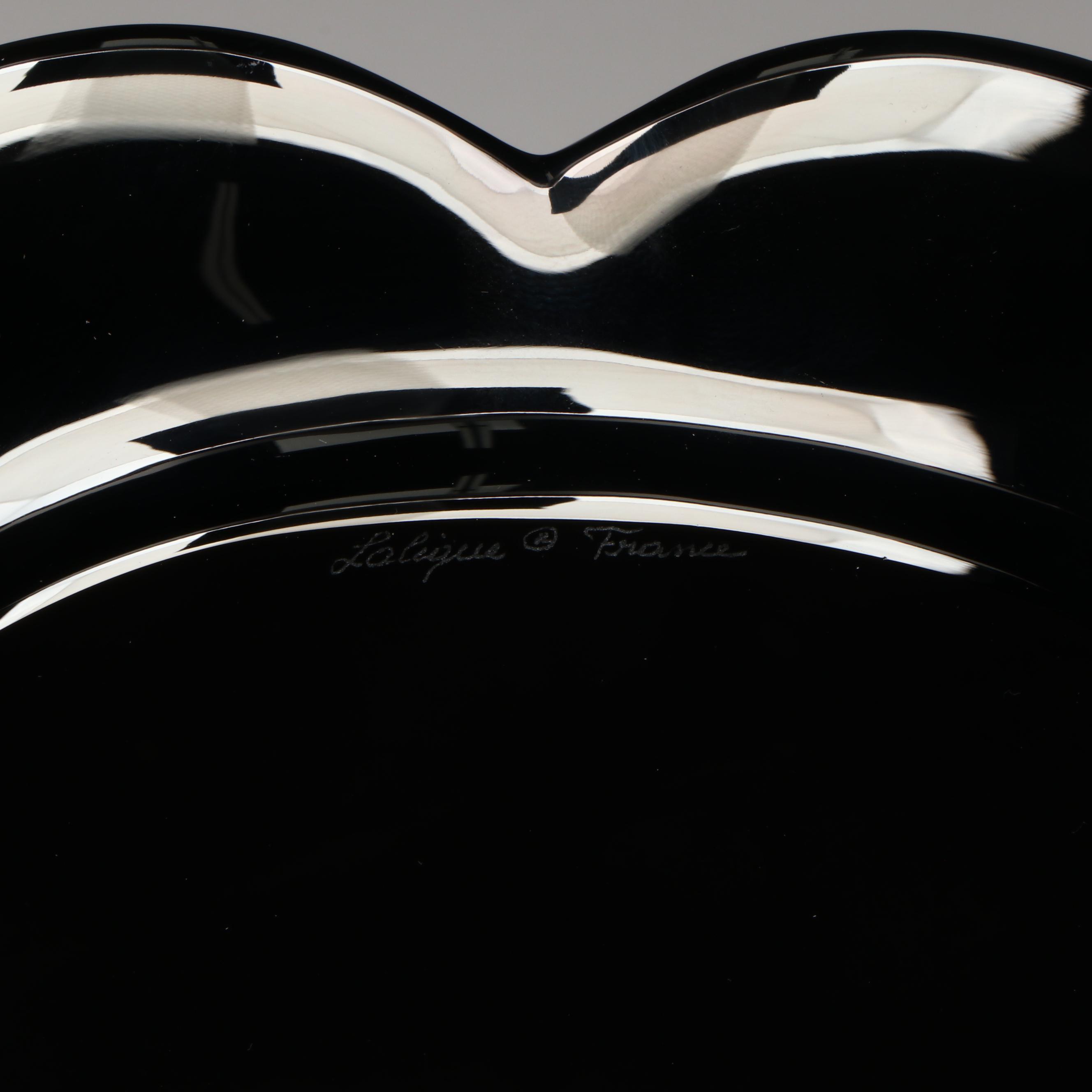 Lalique "Laure" Noire Crystal Coupe Tray, Late 20th Century