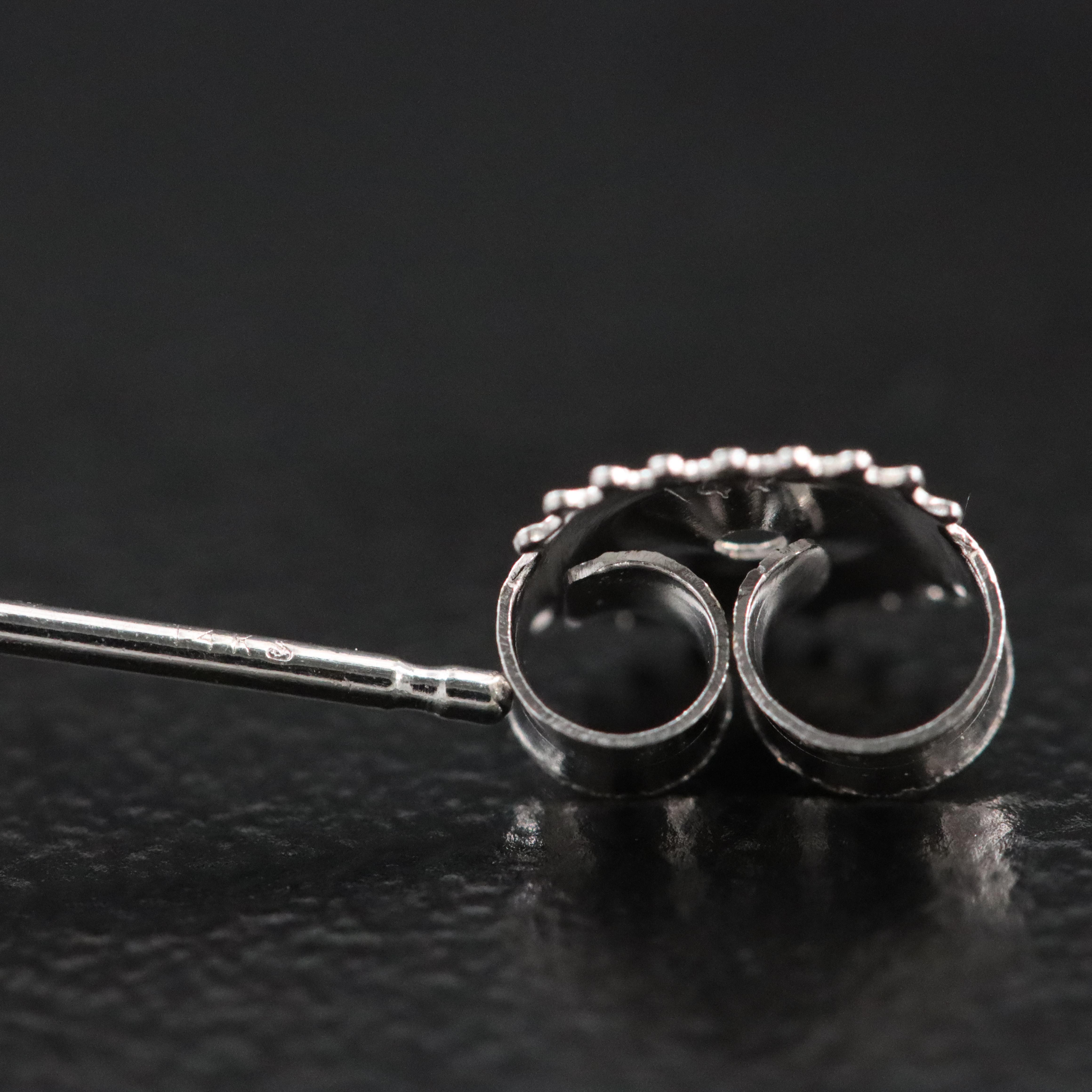 14K 2.09 CT Lab Grown Diamond Single Earring with Online IGI Report