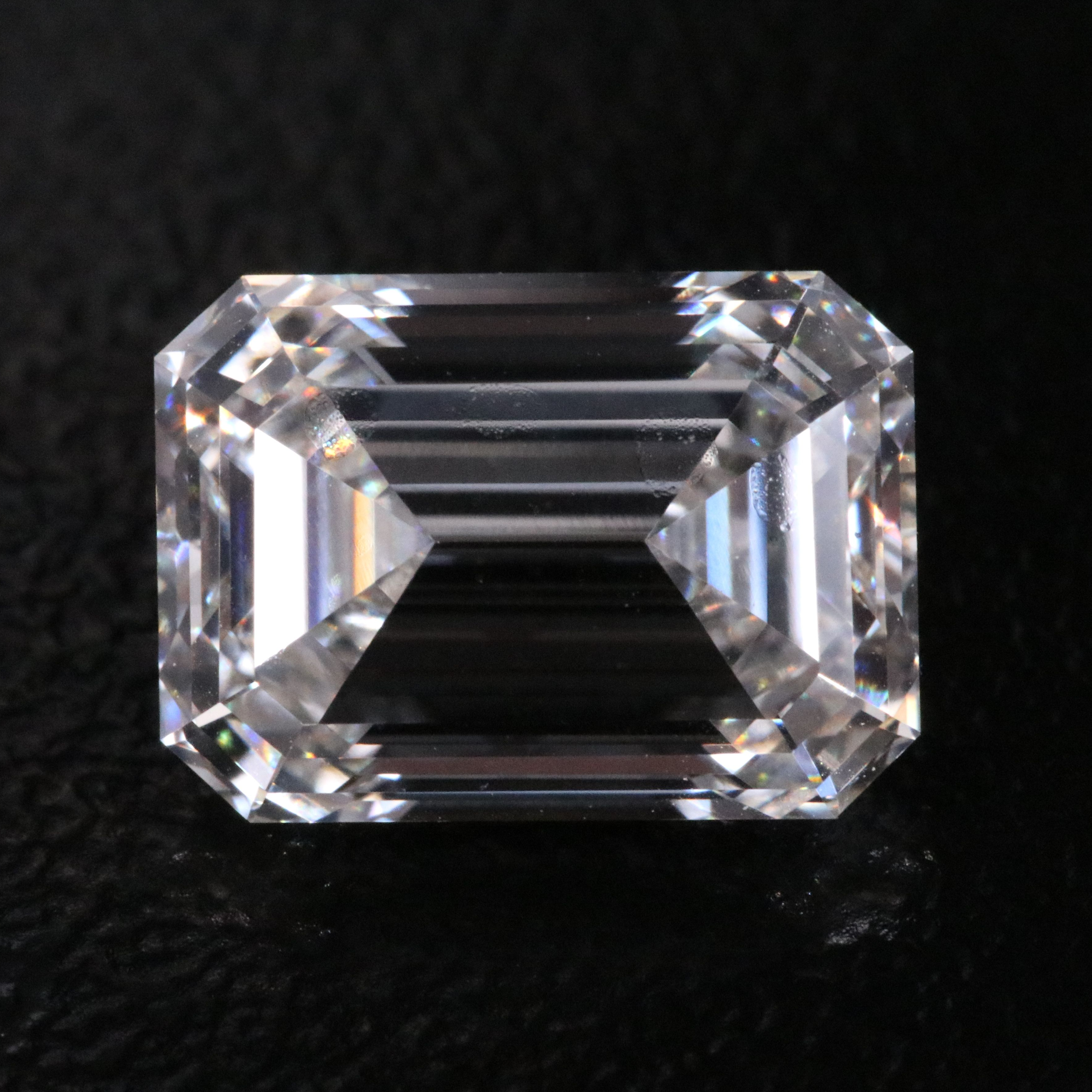Loose 2.37 CT Lab Grown Diamond with IGI Report