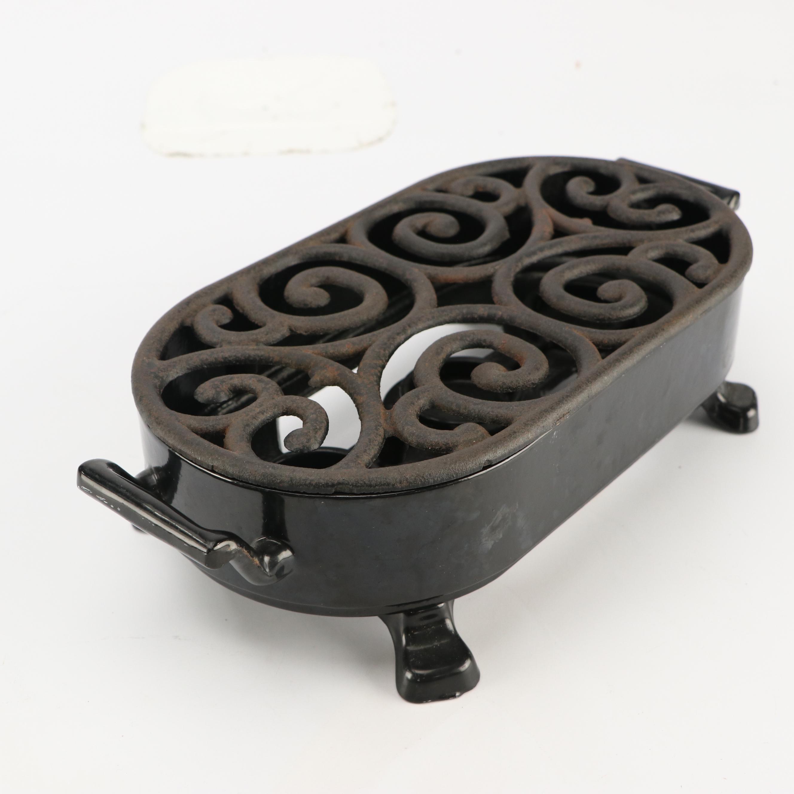 Staub Cast Iron Trivet with Wagner Ware Cast Iron Pan