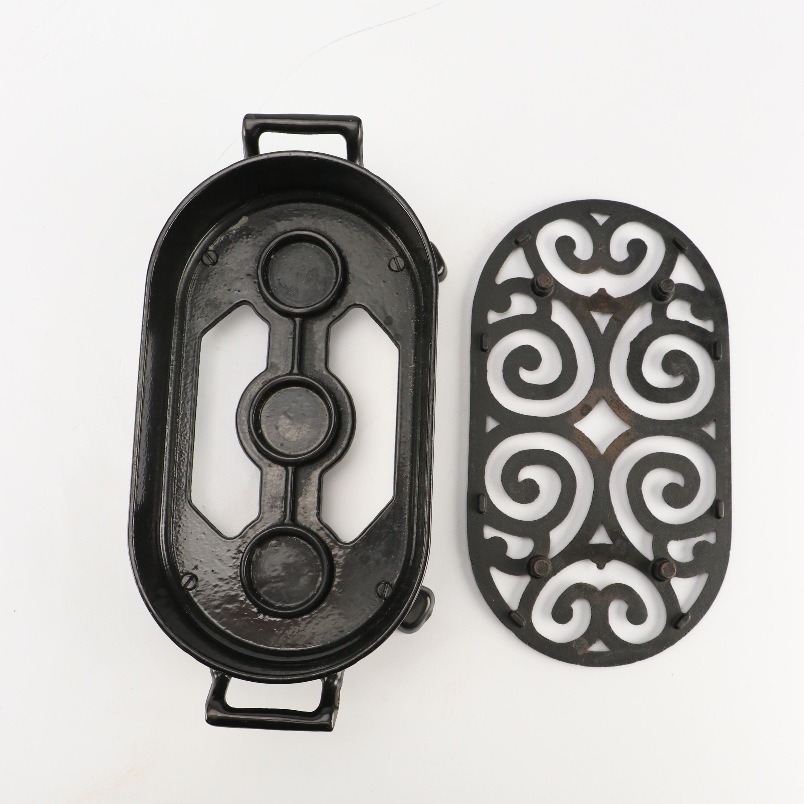 Staub Cast Iron Trivet with Wagner Ware Cast Iron Pan