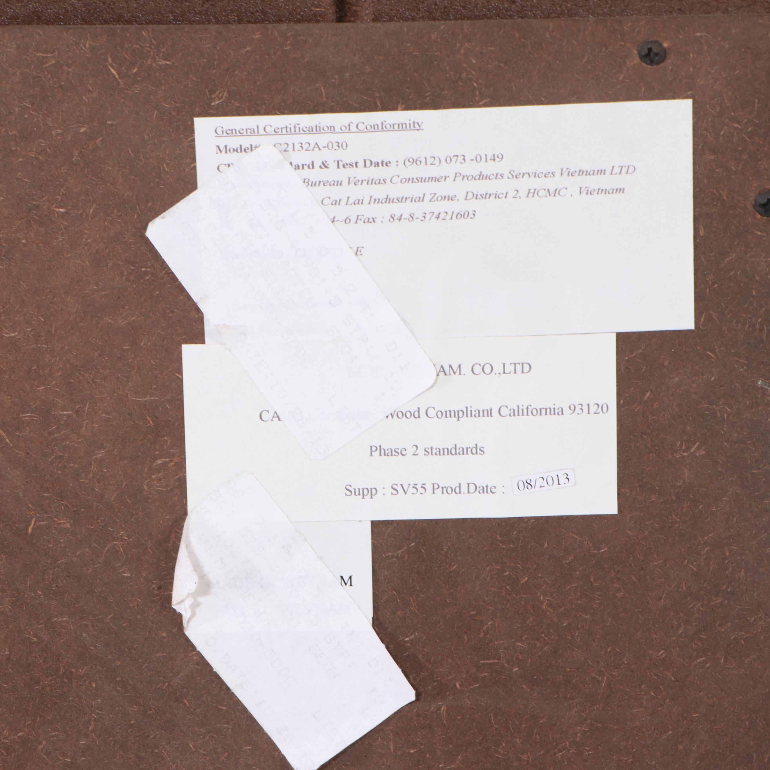 Chippendale Style Mahogany Finish Chest of Drawers