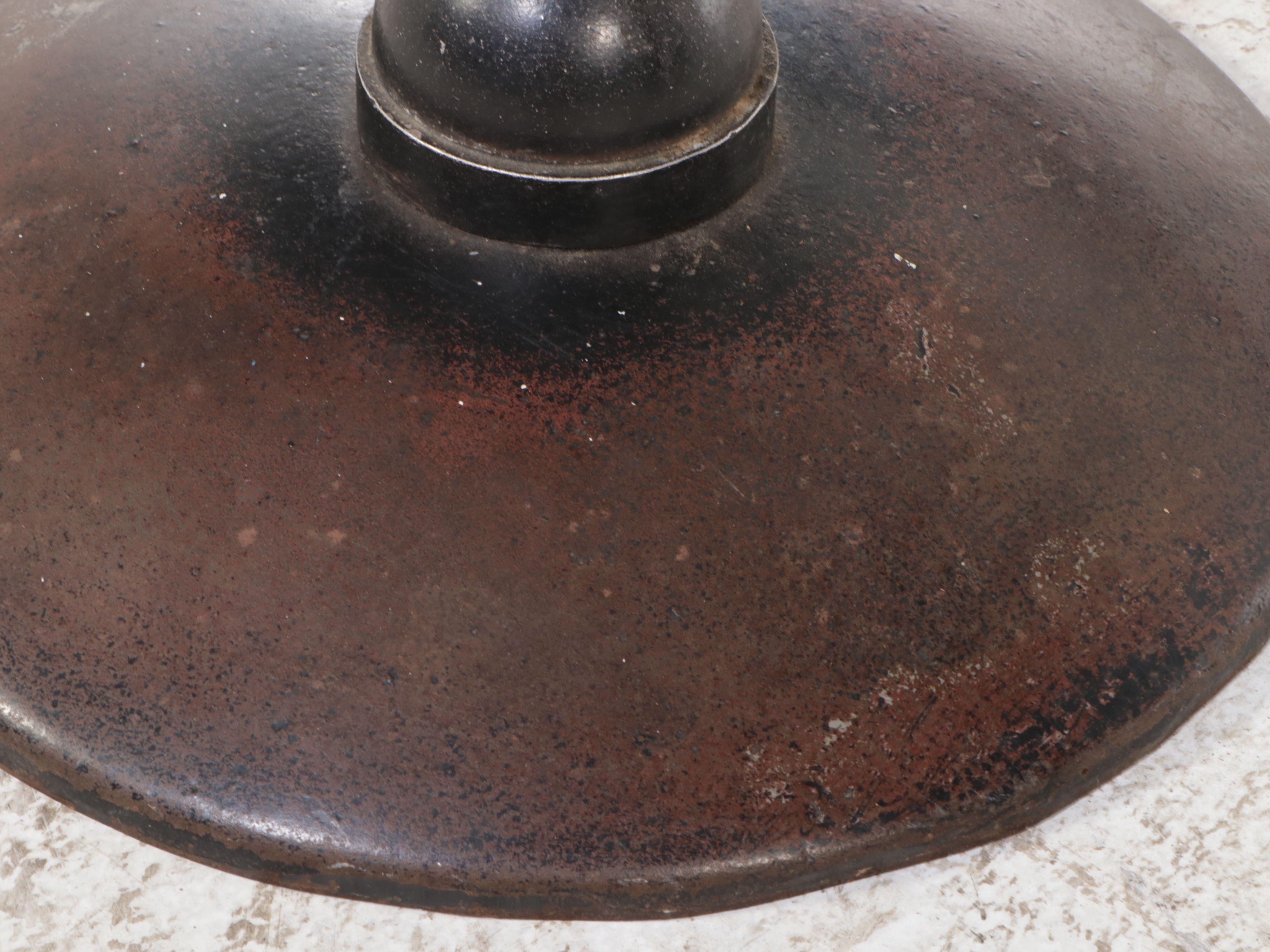 Modern Victorian Style Scrolled Metal Glass Top Pedestal Table