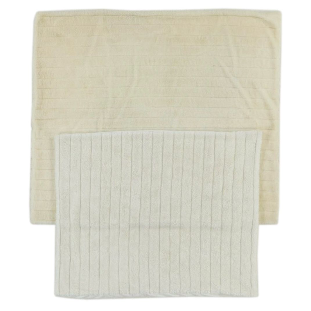 Donna Salyers Fabulous Furs and Bella Lux Faux Fur Blankets