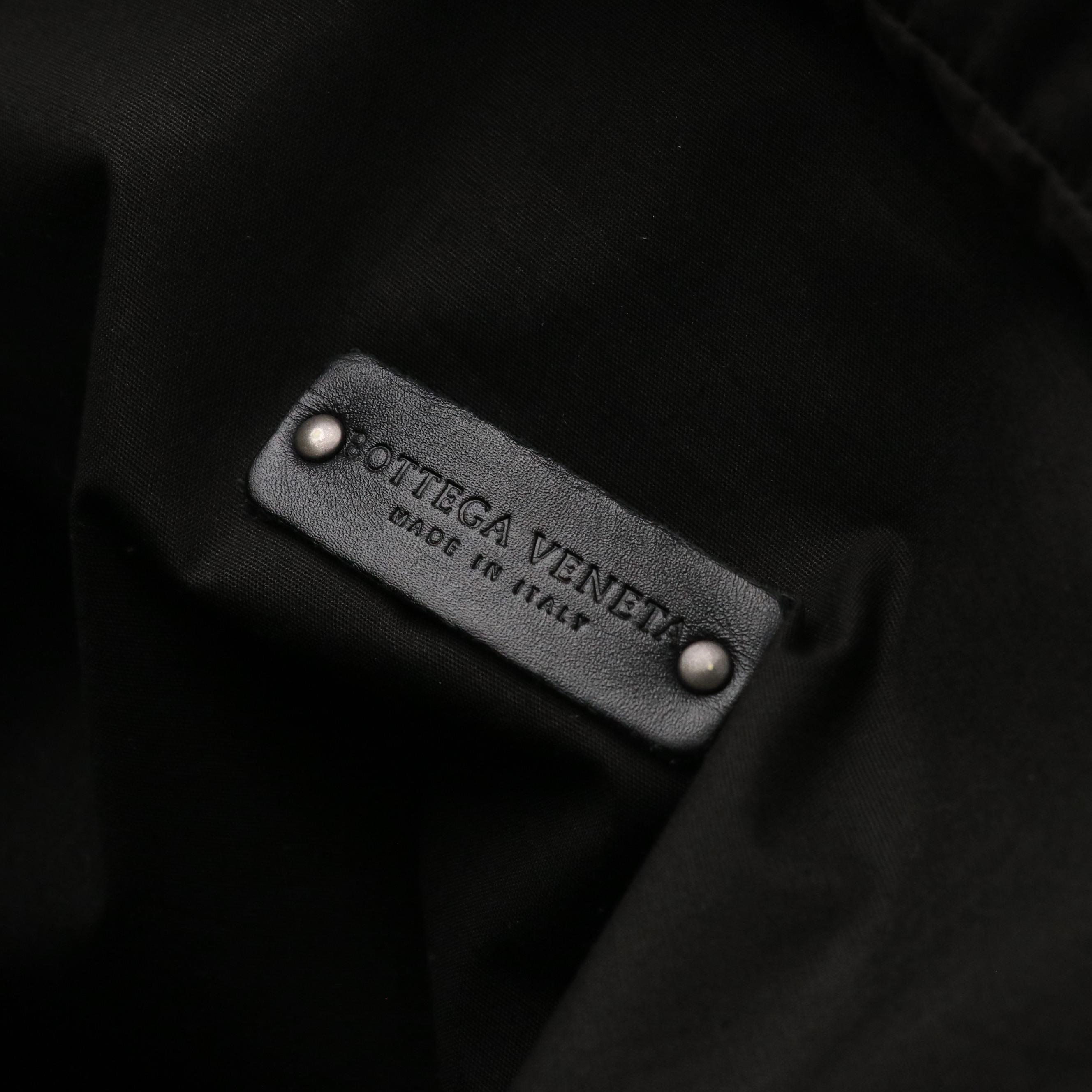 Bottega Veneta Top Handle Business Bag in Intrecciato Leather