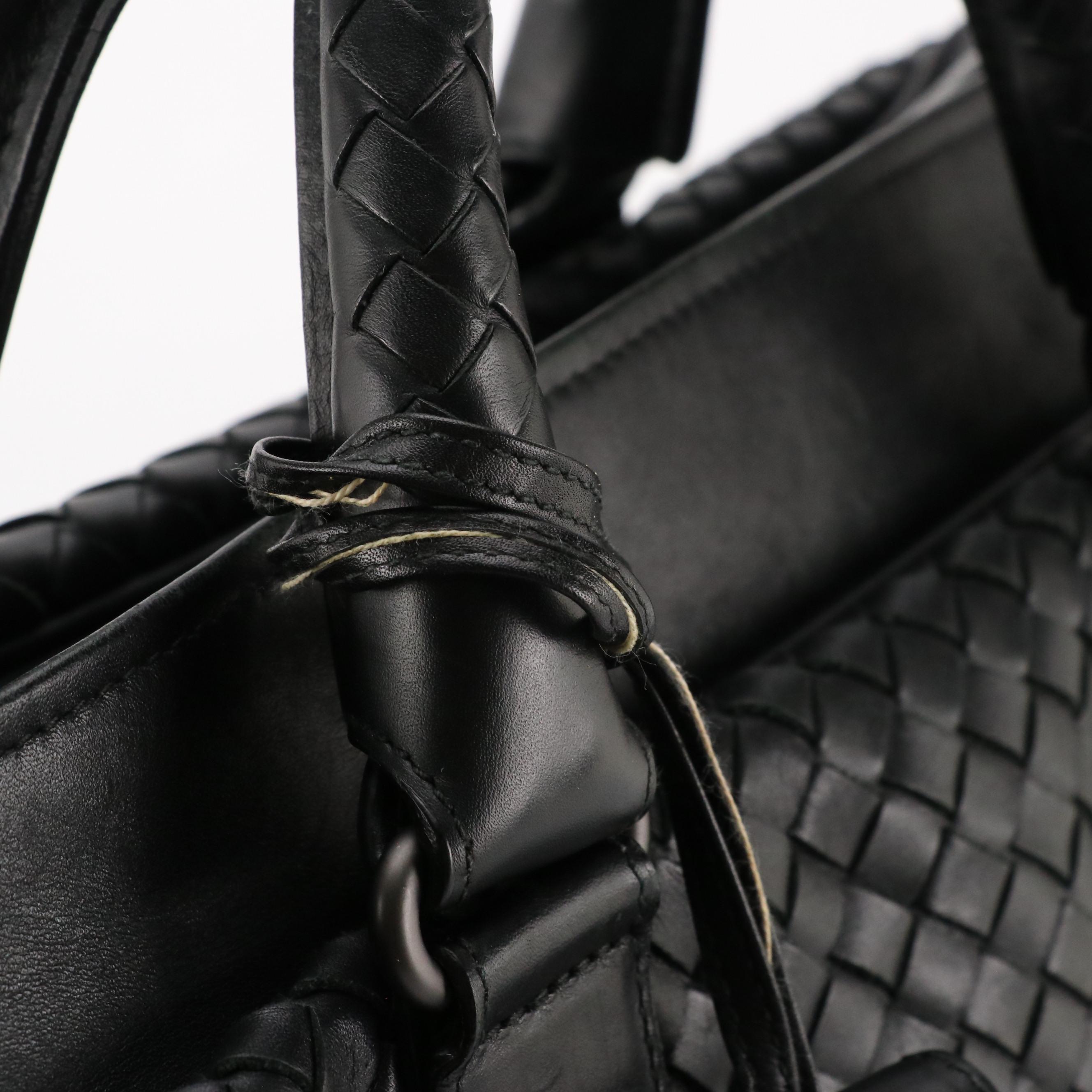 Bottega Veneta Top Handle Business Bag in Intrecciato Leather