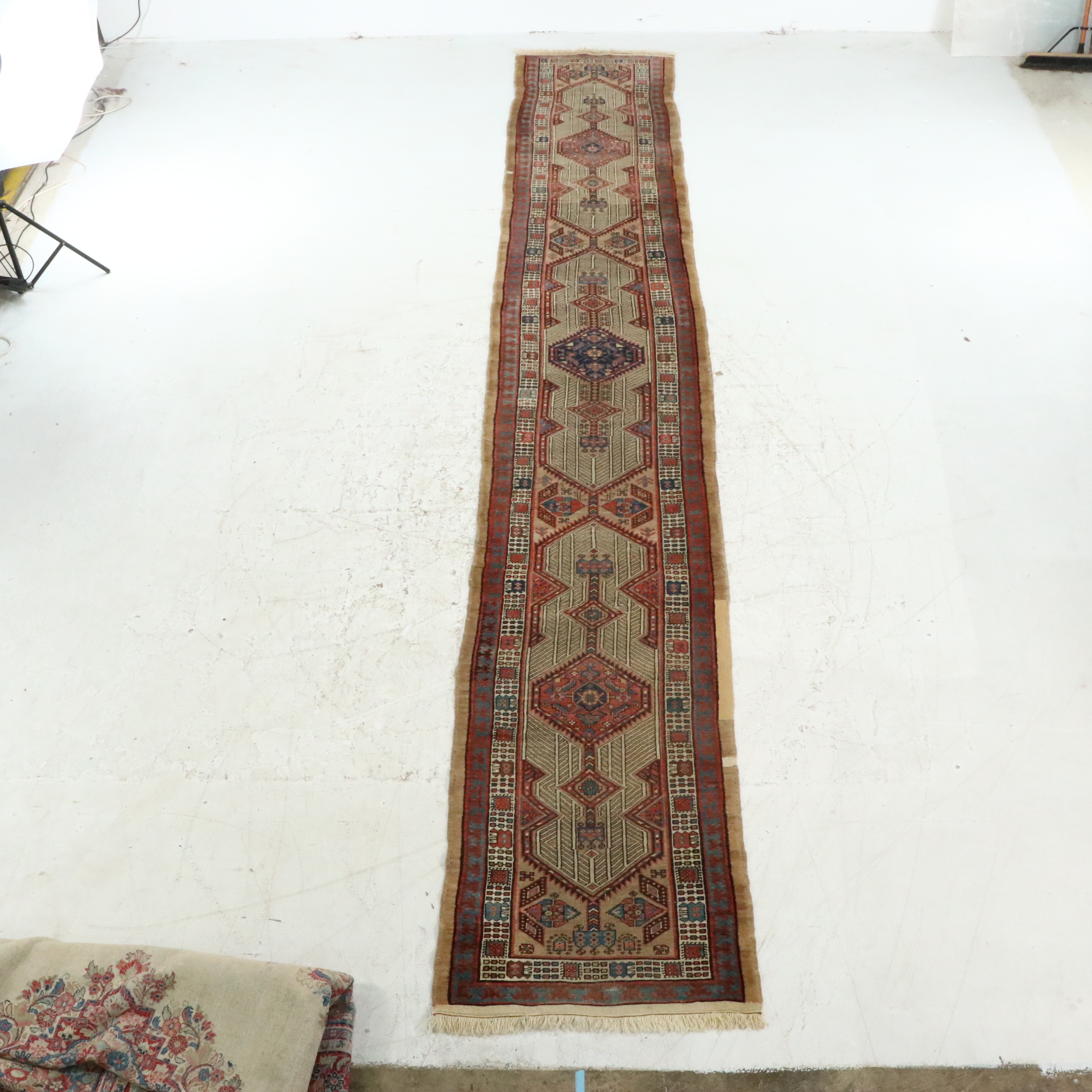 2'11 x 19'2 Hand-Knotted Persian Sarab Carpet Runner