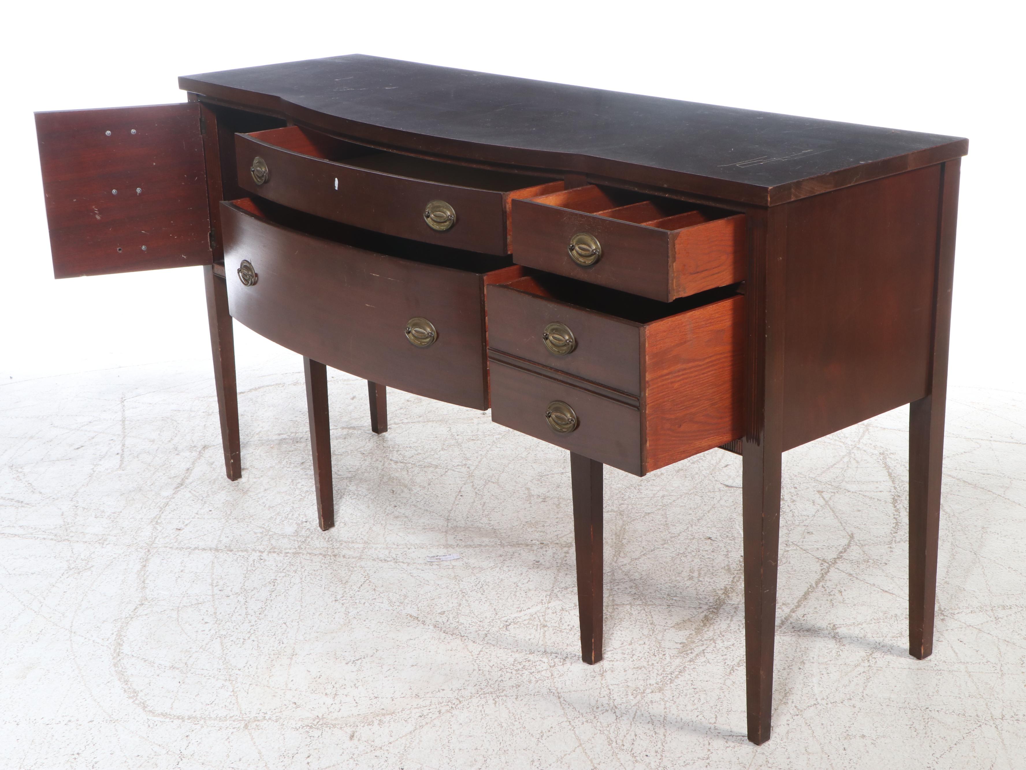 Hepplewhite Style Mahogany Sideboard, 20th Century