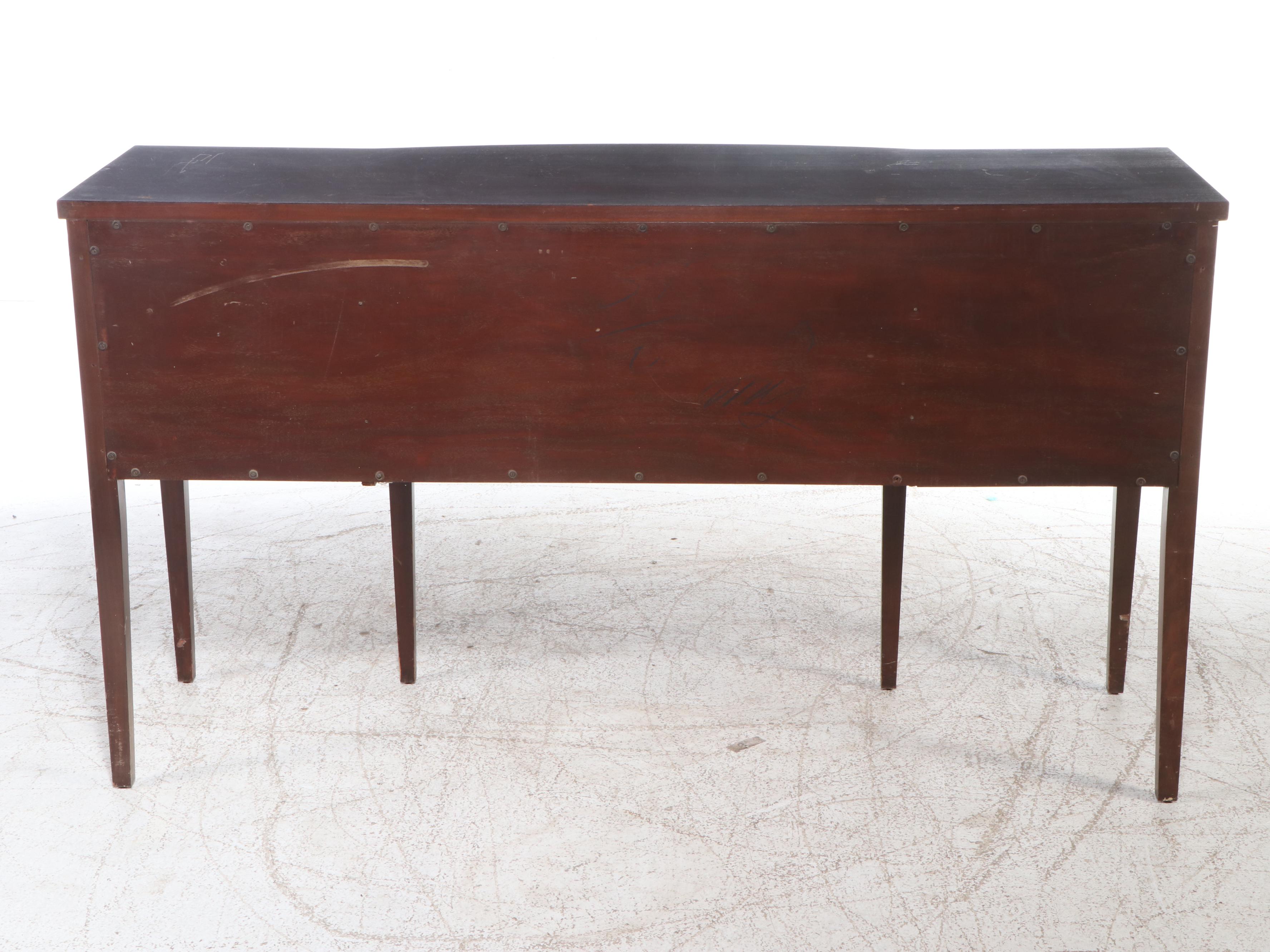 Hepplewhite Style Mahogany Sideboard, 20th Century