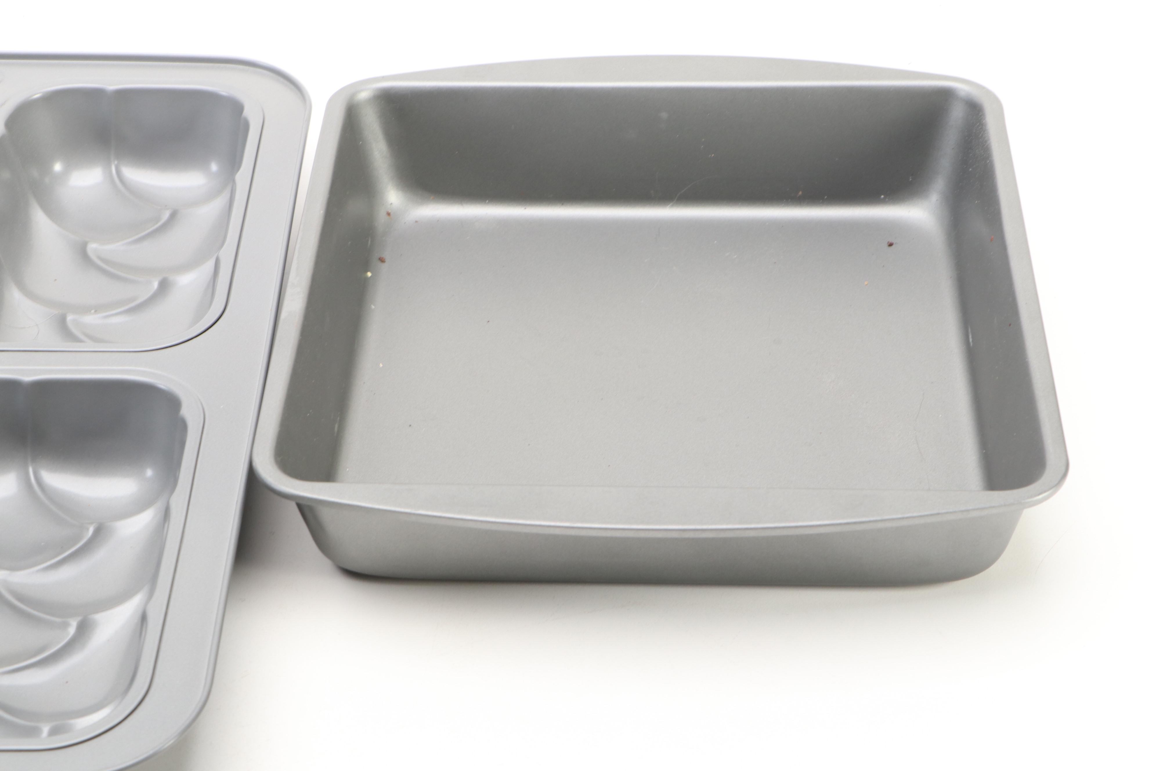 Goodcook with Other Cake Pans, Fluted Muffin Pans and More Bakeware