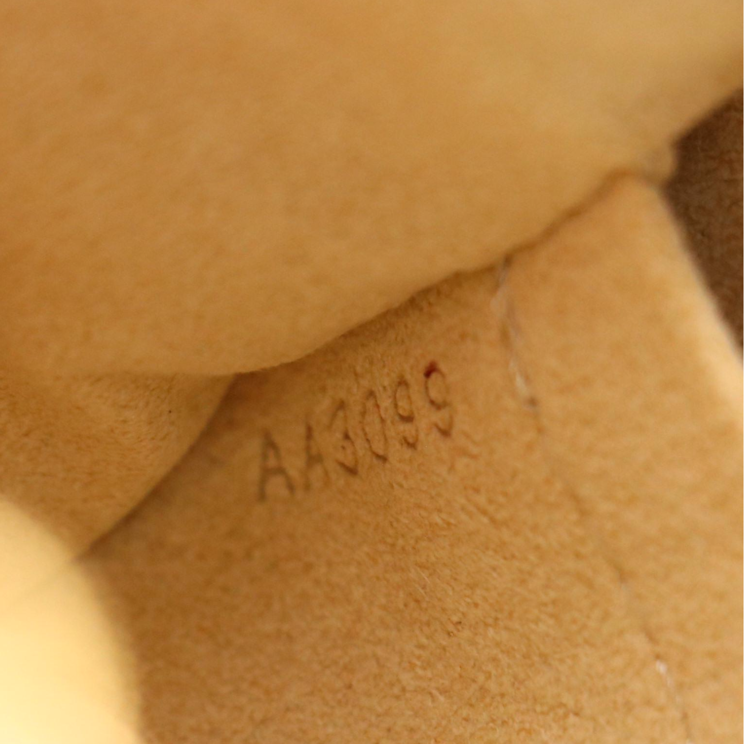 Louis Vuitton Milla Pochette in Limited Edition Damier Azur Canvas Complice, Box