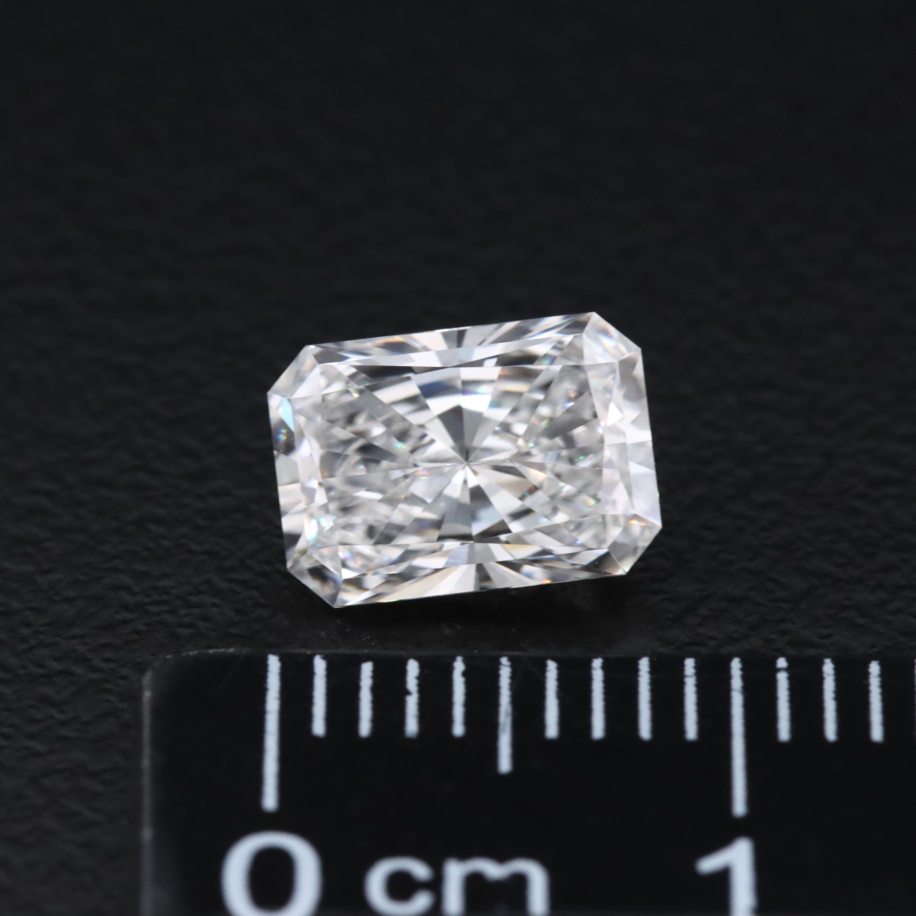Loose 1.56 CT Lab Grown Diamond with IGI Report