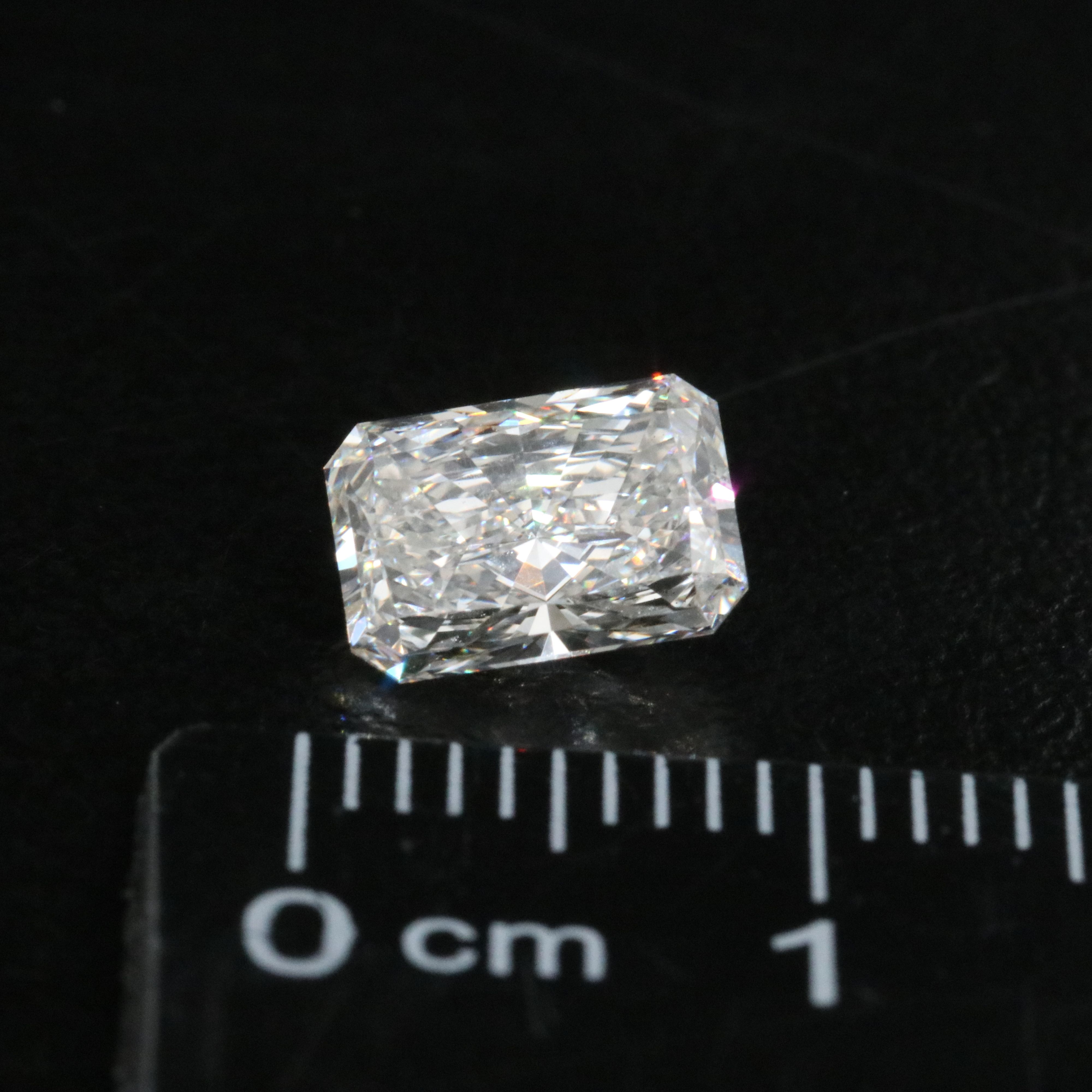 Loose 1.35 CT Lab Grown Diamond with IGI Report