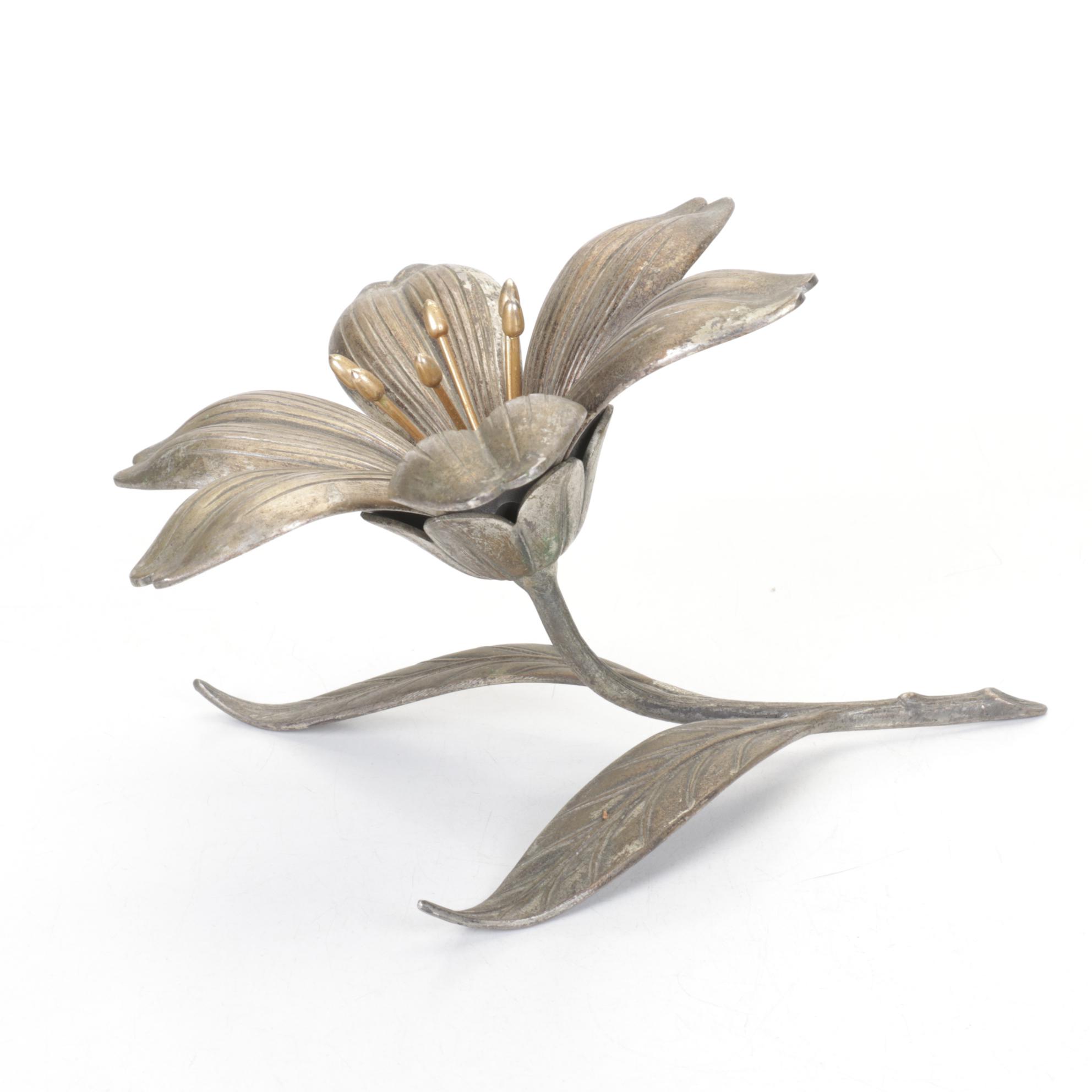 S. Agudo Mid-Century Metal Flowers With Removable Petal Individual Ashtrays