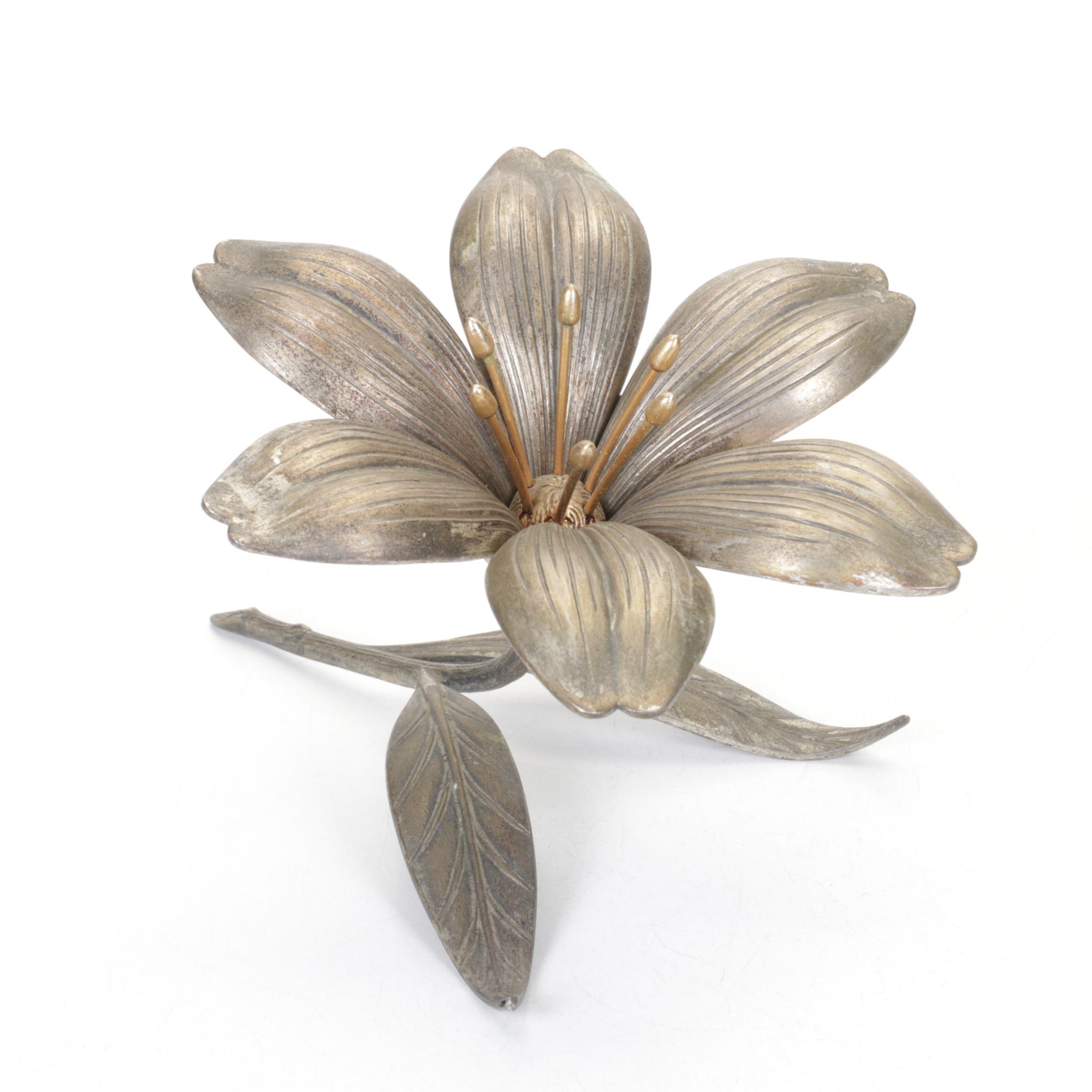 S. Agudo Mid-Century Metal Flowers With Removable Petal Individual Ashtrays